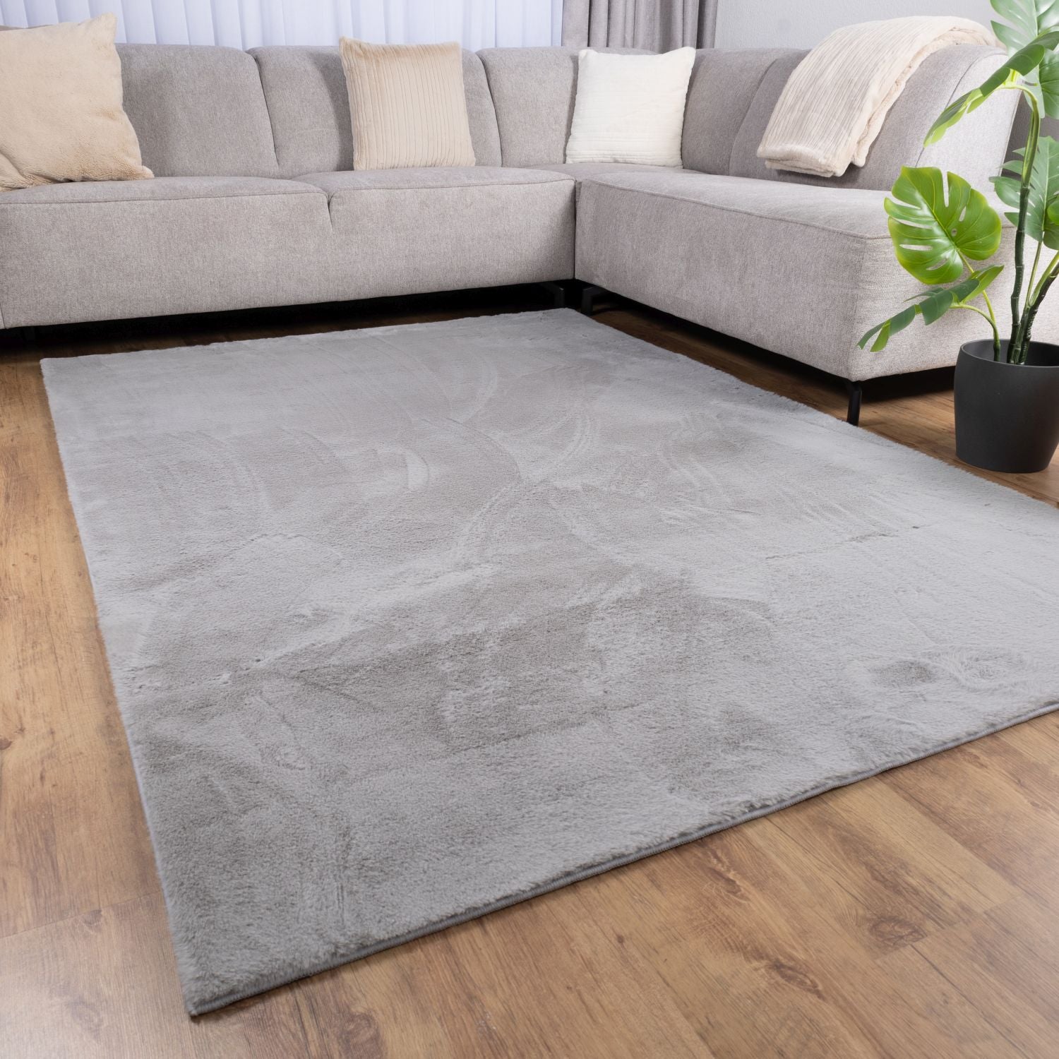 Grijs Tapijt Hoogpolig Vloerkleed met Anti-Slip – Omid Soft Fluffy – Superzacht Modern Tapijt - Omid Carpets