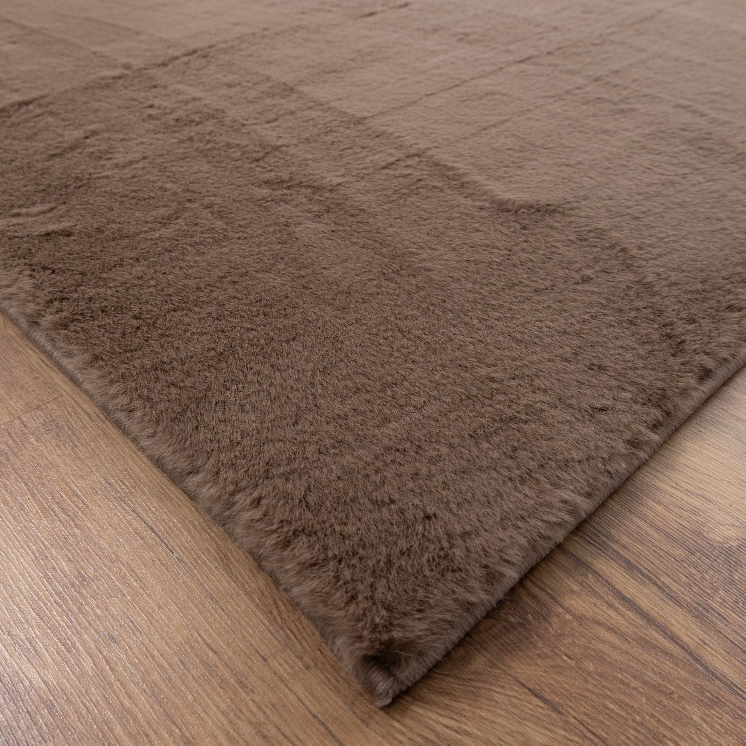 Donker Beige Tapijt Hoogpolig Vloerkleed met Anti-Slip – Omid Soft Fluffy – Superzacht Modern Tapijt - Omid Carpets