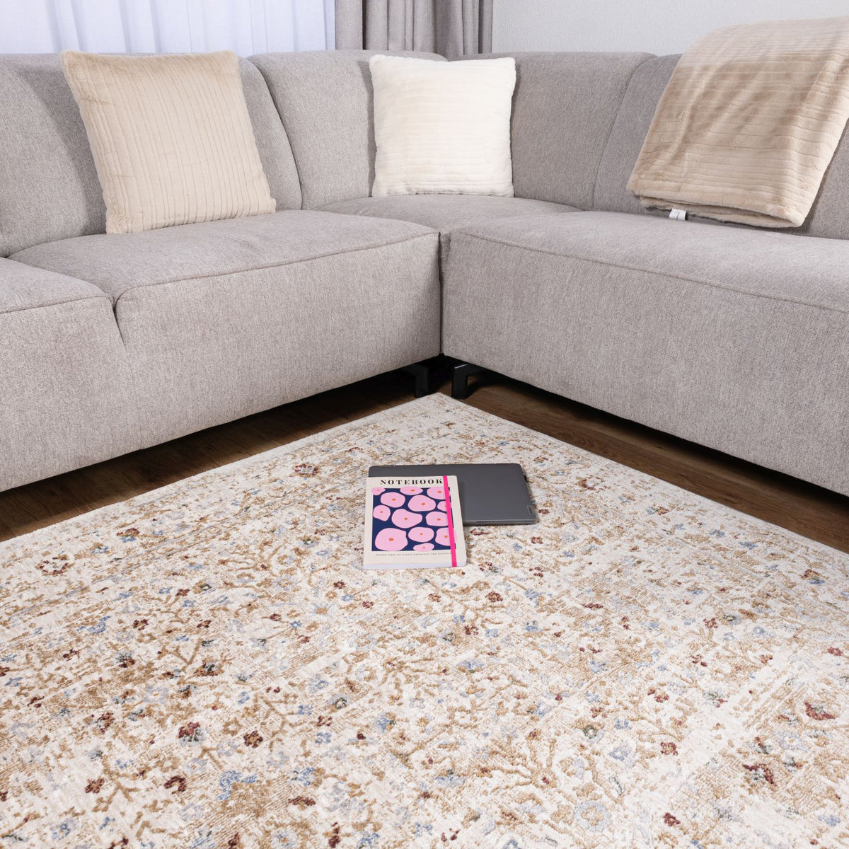 Tapis coloré à poils ras Omid Art