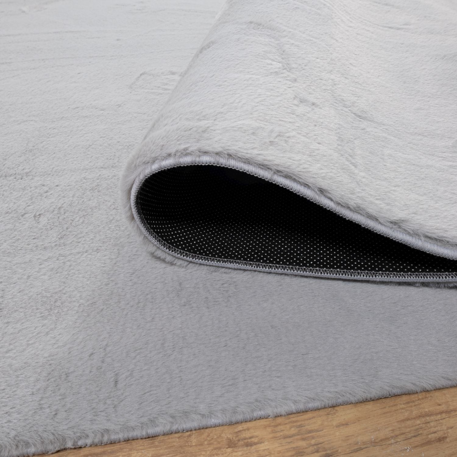 Grijs Tapijt Hoogpolig Vloerkleed met Anti-Slip – Omid Soft Fluffy – Superzacht Modern Tapijt - Omid Carpets