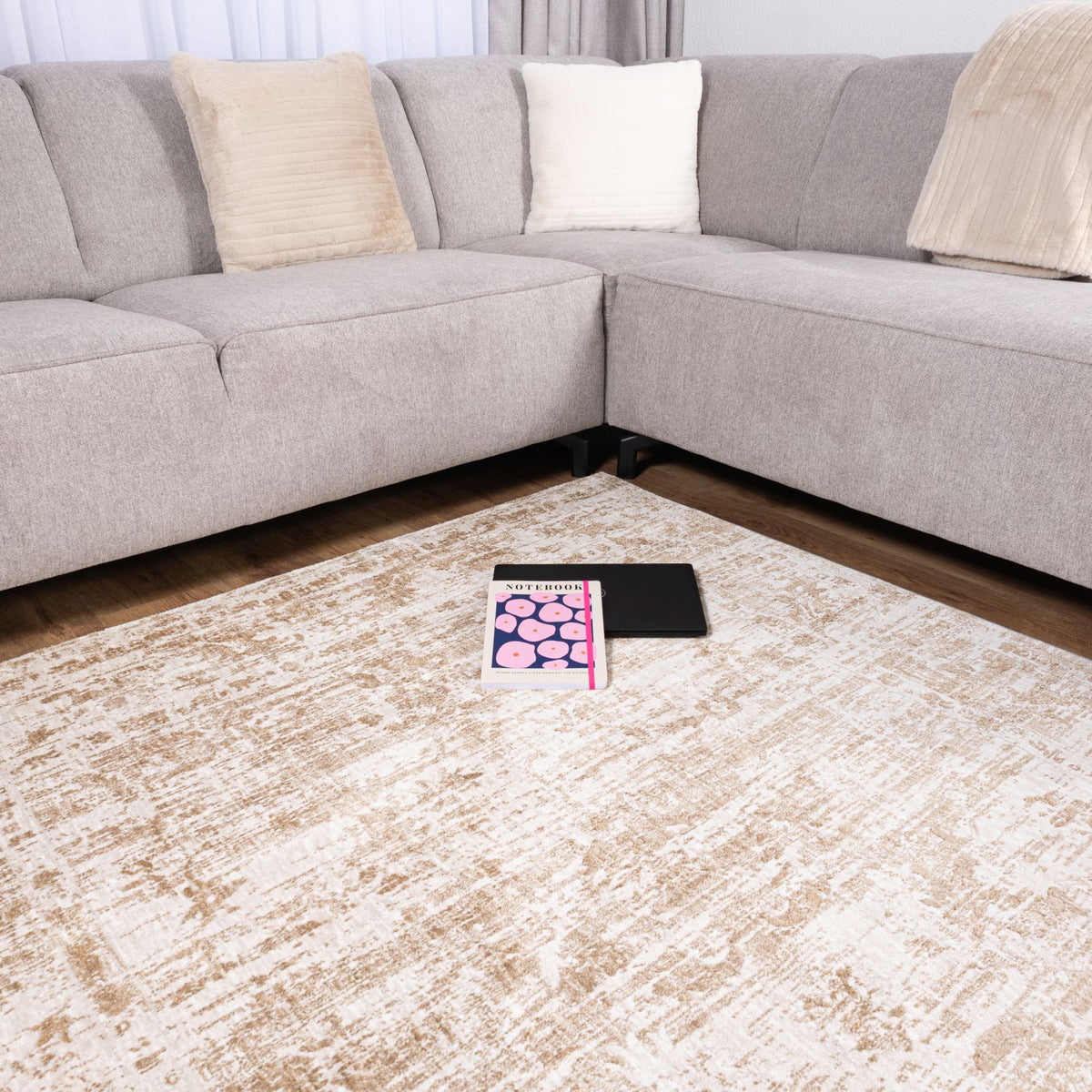 Tapis coloré à poils ras Omid Art