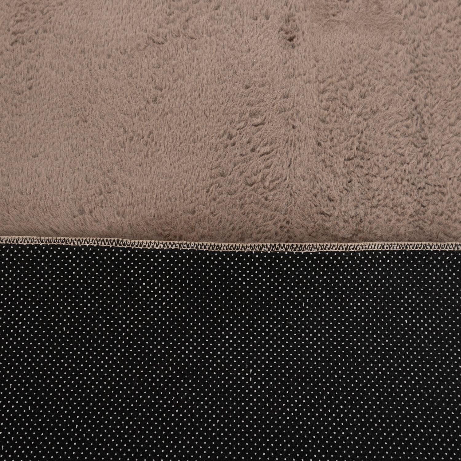 Taupe Tapijt Laagpolig Vloerkleed Omid Thin Fluffy