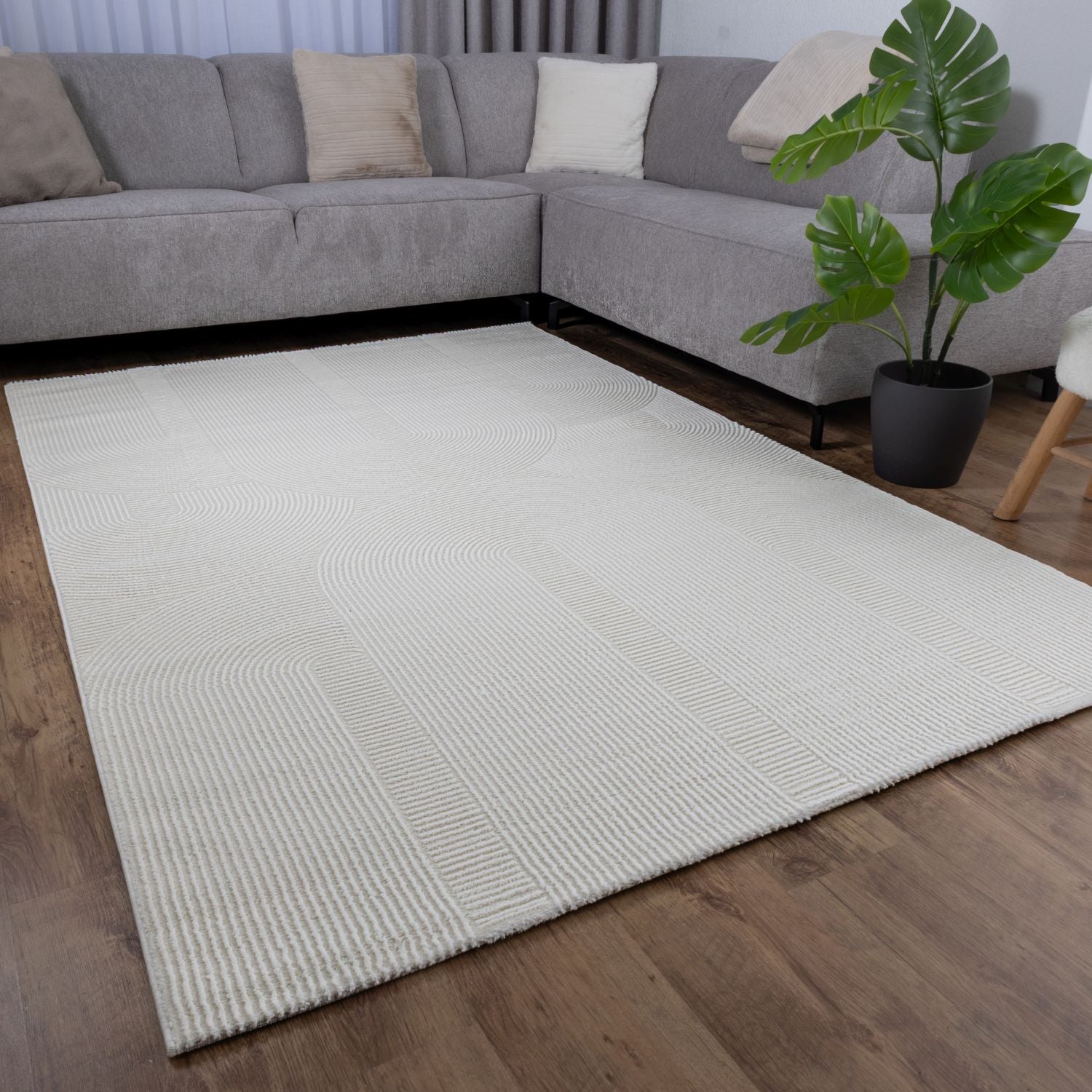 Crème Tapijt Kwalitatief Laagpolig Vloerkleed Omid Premium Touch 3D Toon op Toon Japandi Stijl