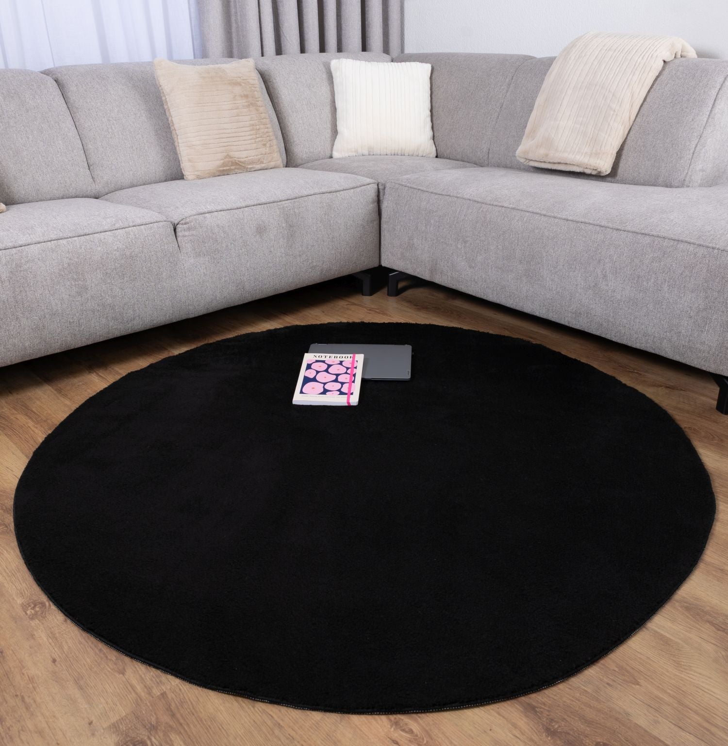 Zwart Rond Tapijt Laagpolig Rond Vloerkleed met Anti Slip Omid Soft Comfort Wasbaar op 30°