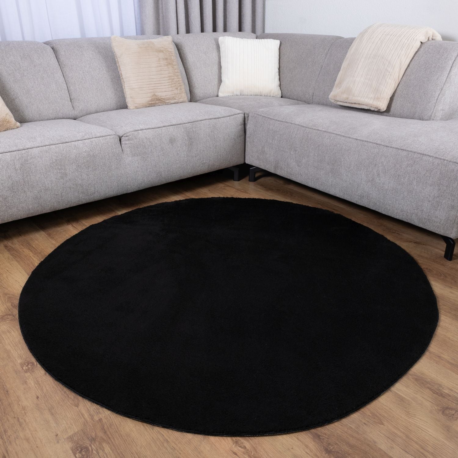 Zwart Rond Tapijt Laagpolig Rond Vloerkleed met Anti Slip Omid Soft Comfort Wasbaar op 30°