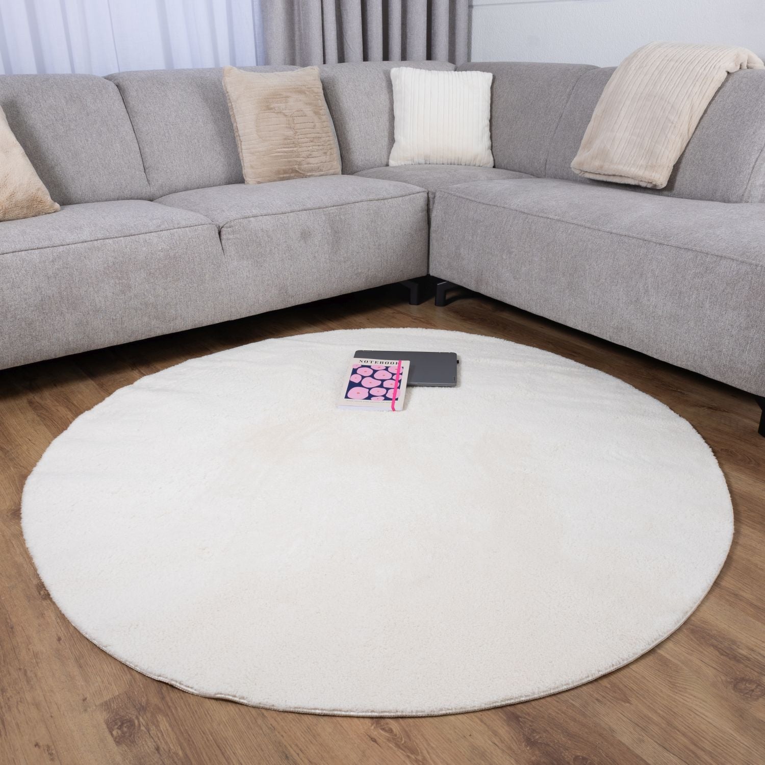 Crème Rond Tapijt Laagpolig Rond Vloerkleed met Anti Slip Omid Soft Comfort Wasbaar op 30°