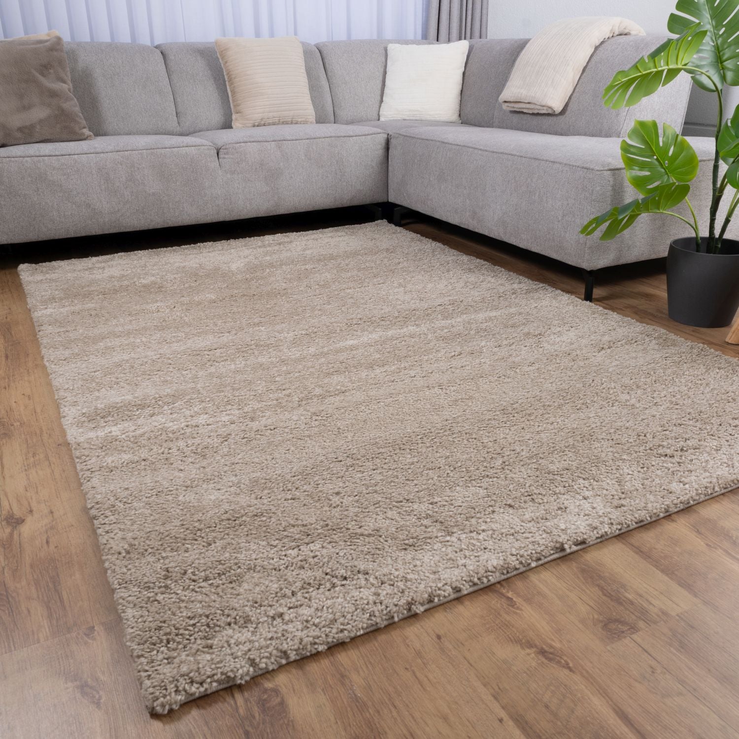 Beige Tapijt Hoogpolig Vloerkleed Omid Berber Luxe Shaggy - Omid Carpets