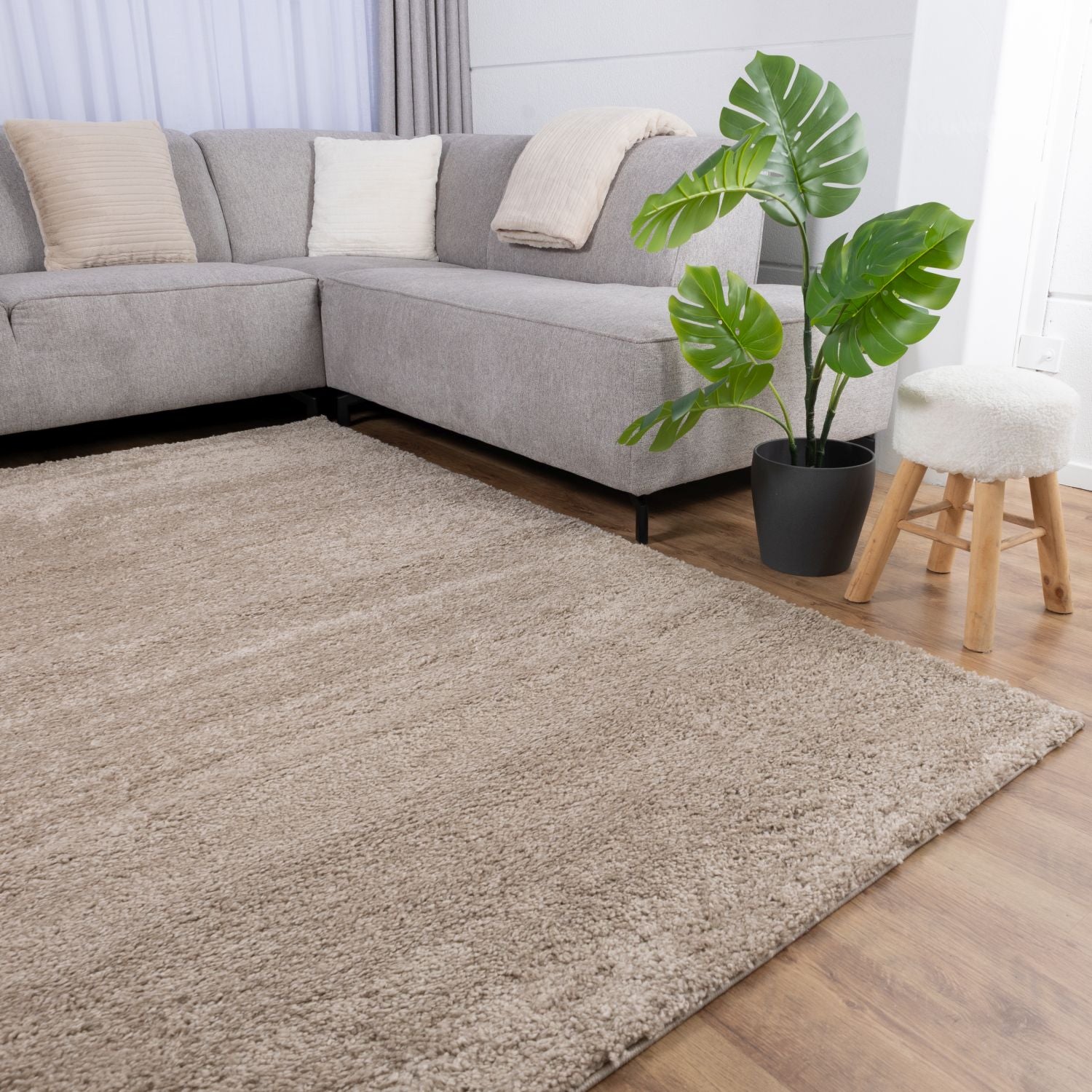 Beige Tapijt Hoogpolig Vloerkleed Omid Berber Luxe Shaggy - Omid Carpets