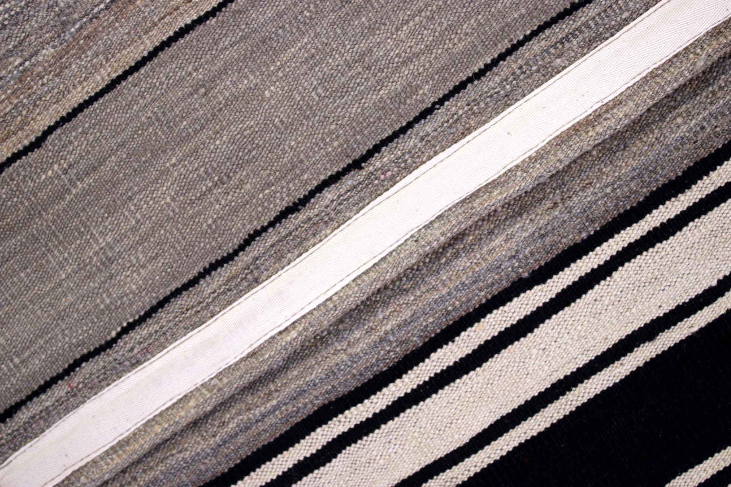 Grijs Tapijt Laagpolig Handgeweven Wollen Vloerkleed - Omid Afghan Modern Kelim 201x117