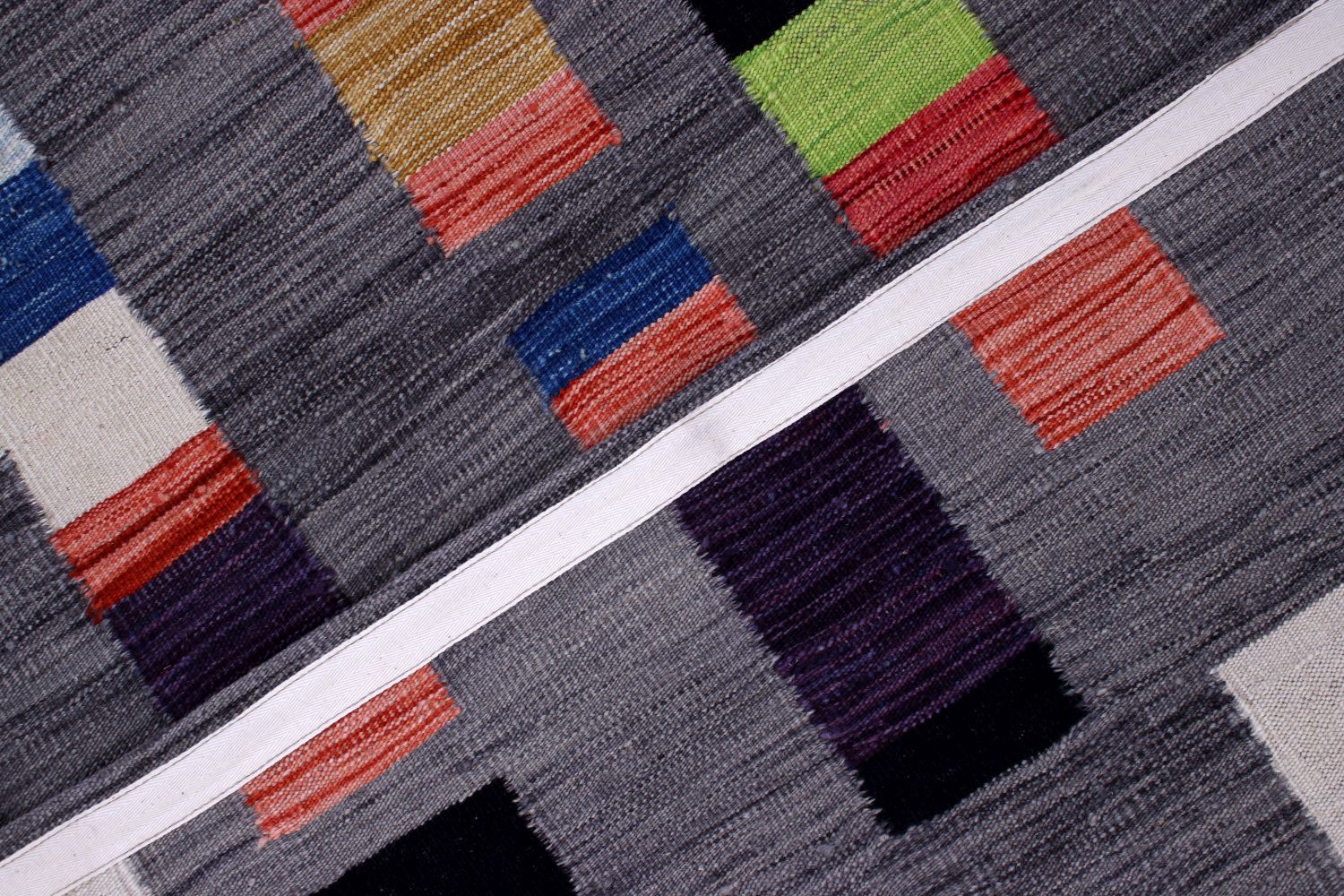 Grijs Tapijt Laagpolig Handgeweven Wollen Vloerkleed - Omid Afghan Modern Kelim 189x156