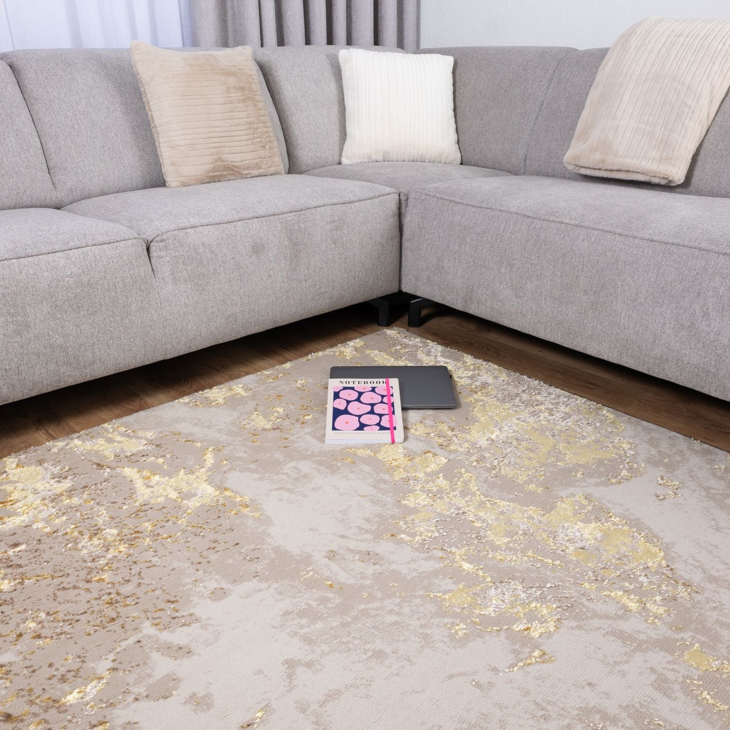 Beige Tapijt Laagpolig Vloerkleed Omid Marbella