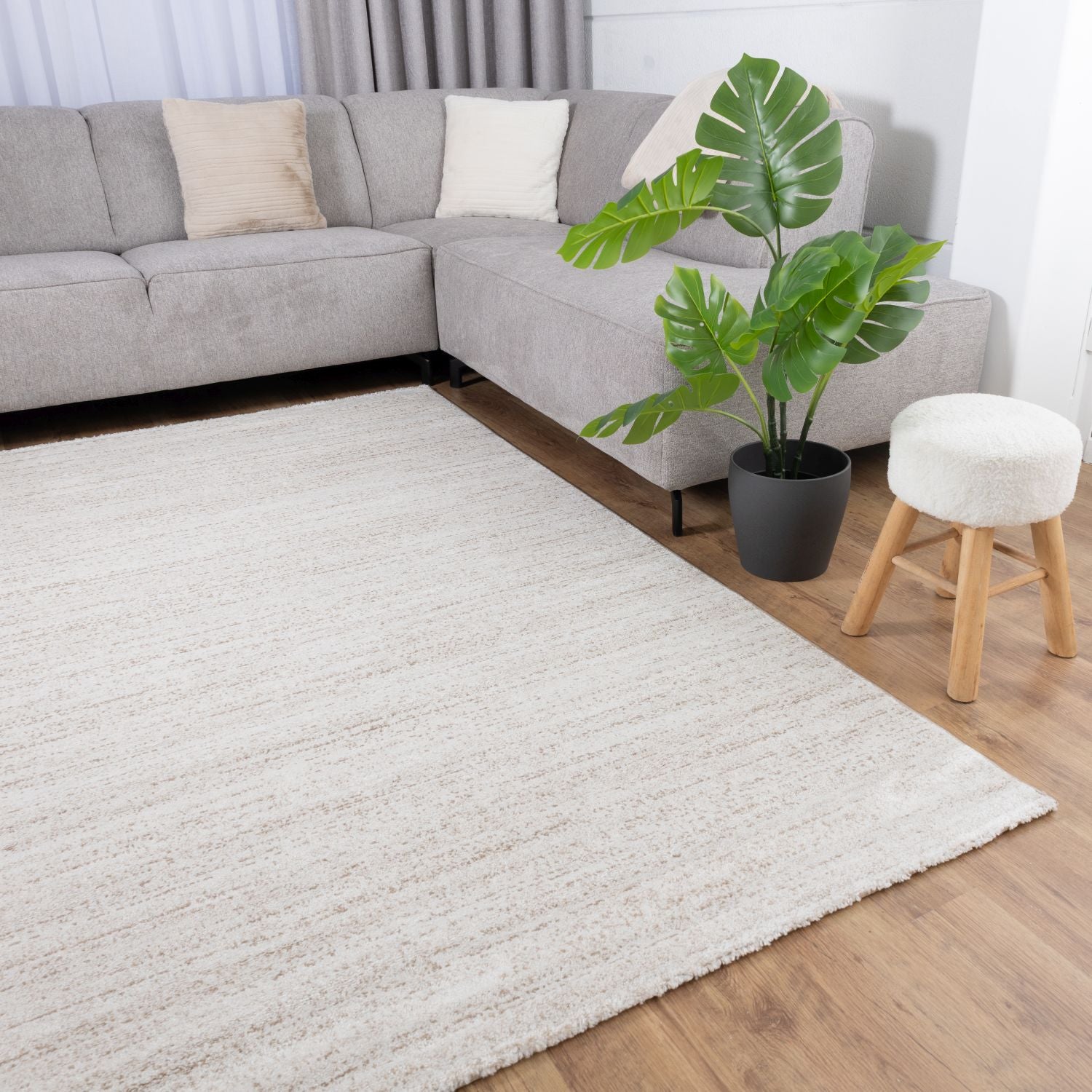 Crème Tapijt Laagpolig Vloerkleed Omid Premium Marble