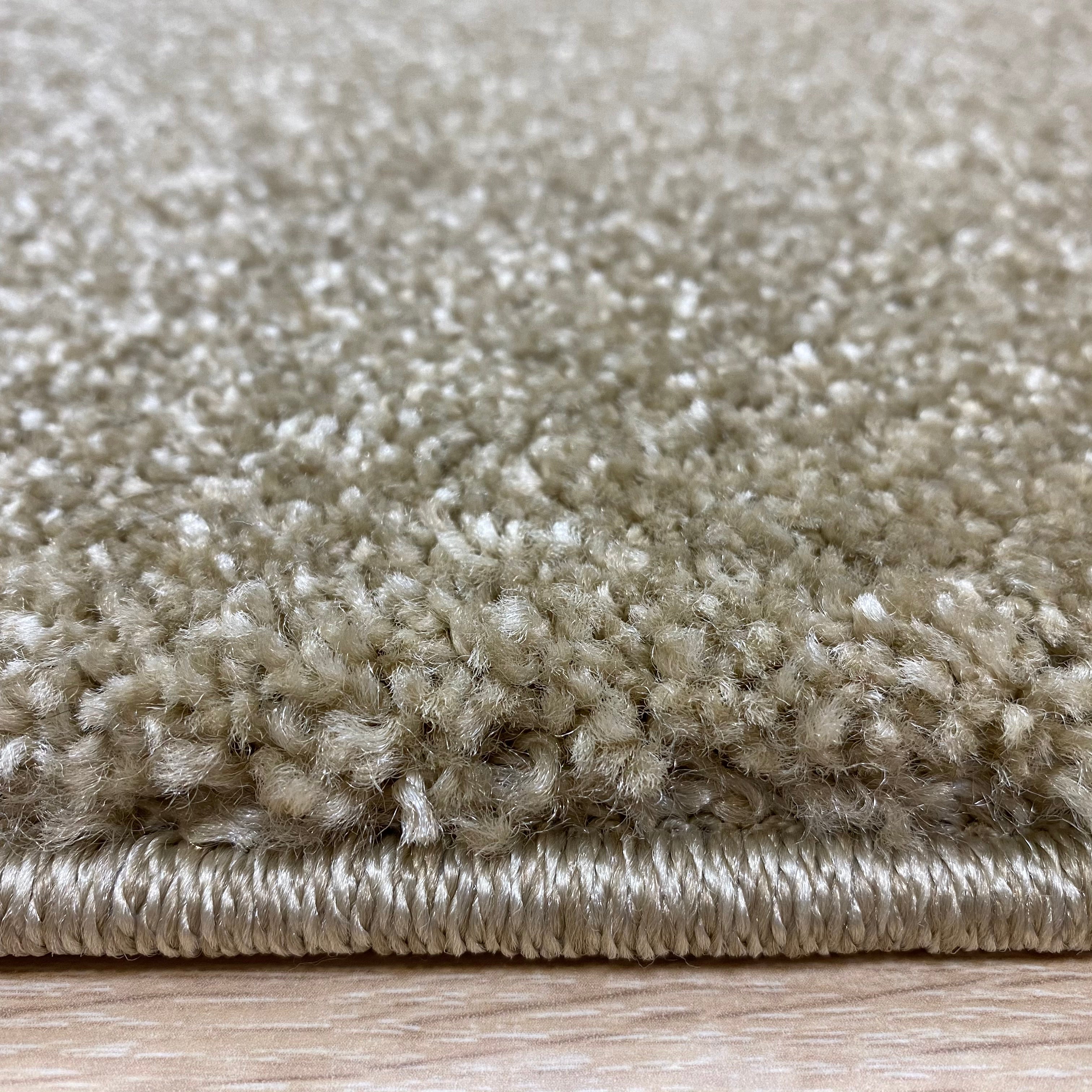 Beige Tapijt Dik Laagpolig Vloerkleed Omid Zen Premium Feeling Volledig Effen