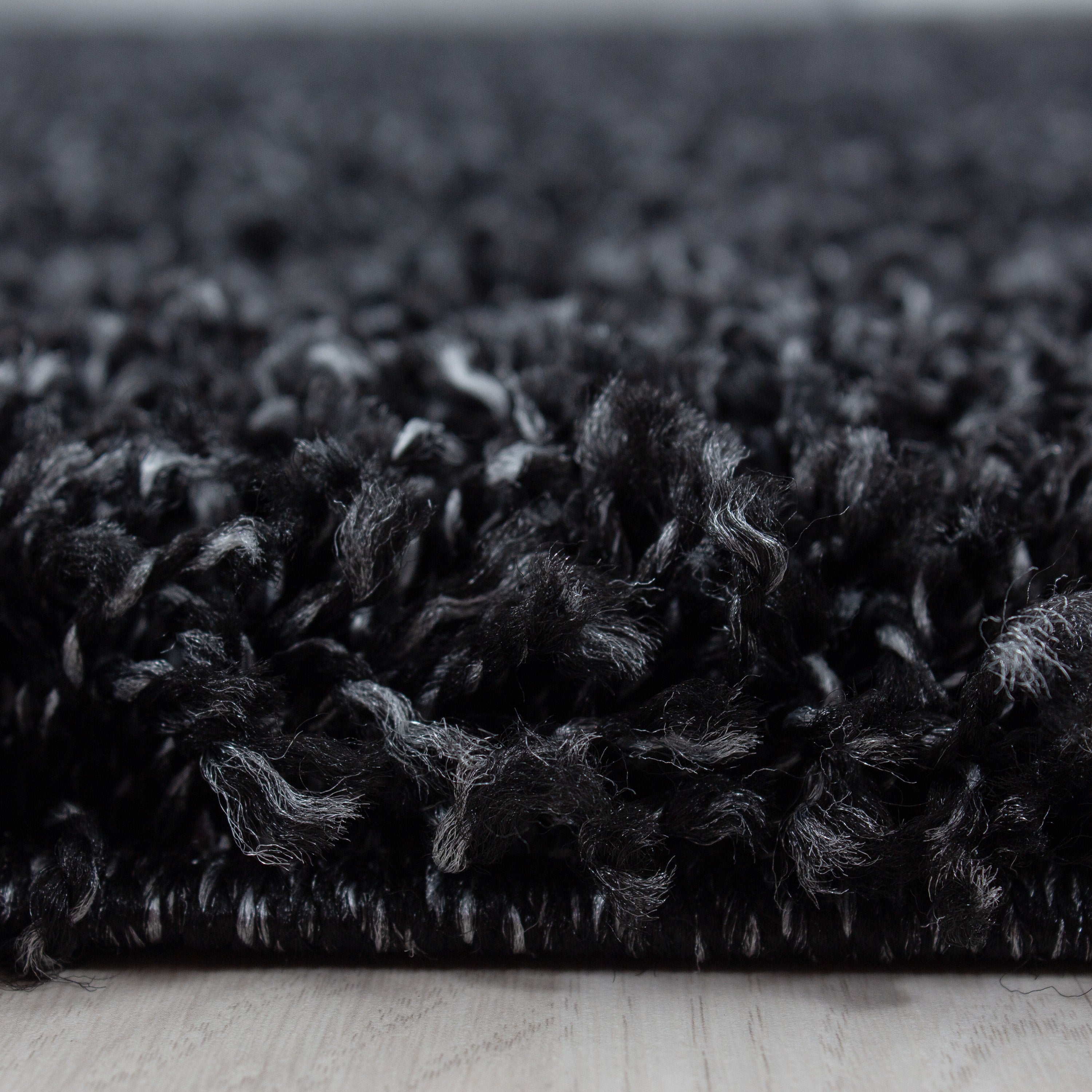 Anthraciet Tapijt Hoogpolig Vloerkleed - Omid Essential - Omid Carpets