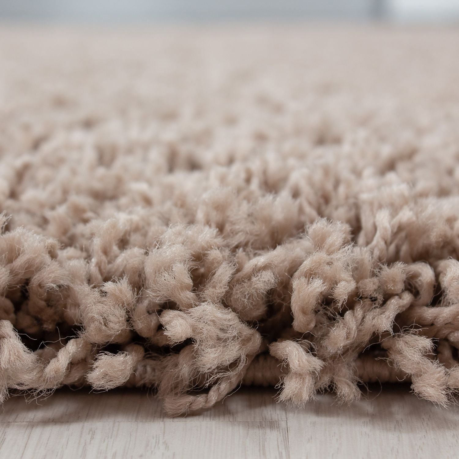 Beige Tapijt Hoogpolig Vloerkleed - Omid Thick Shaggy
