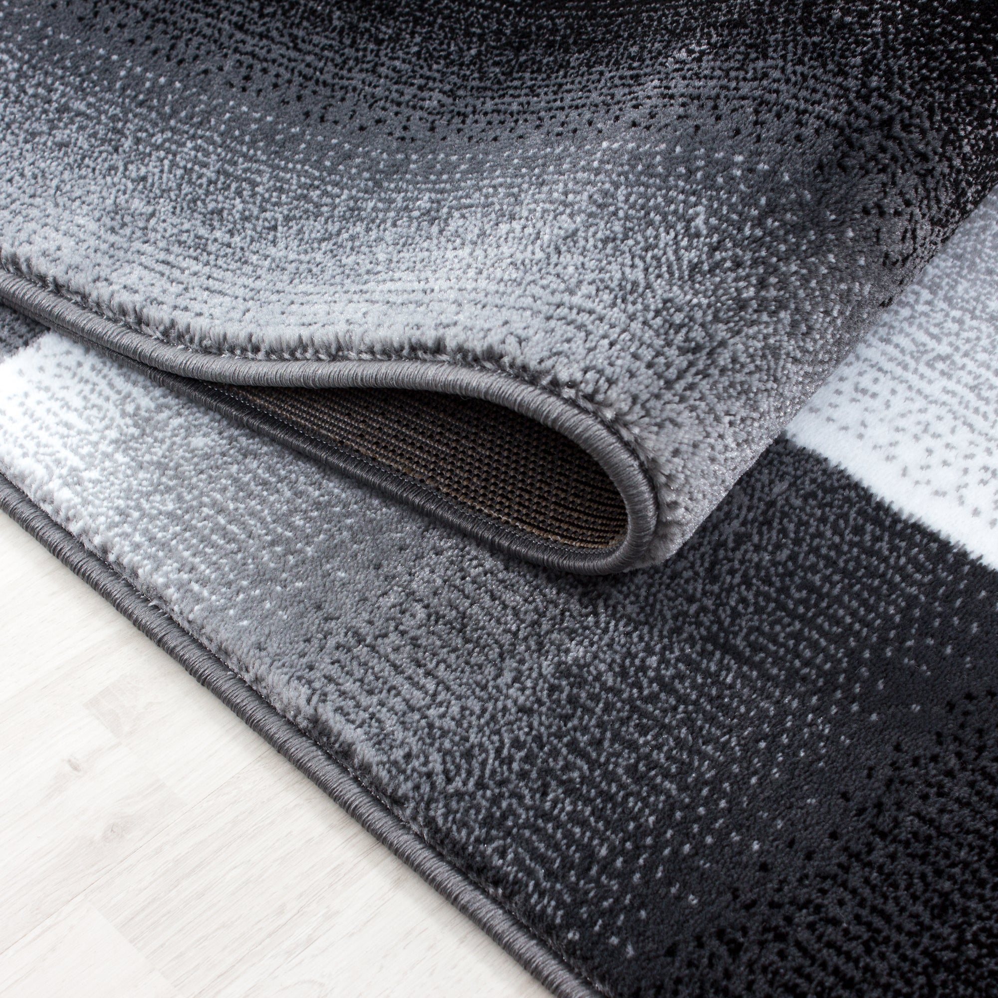 Zwart Tapijt Laagpolig Vloerkleed Omid Adventure - Omid Carpets