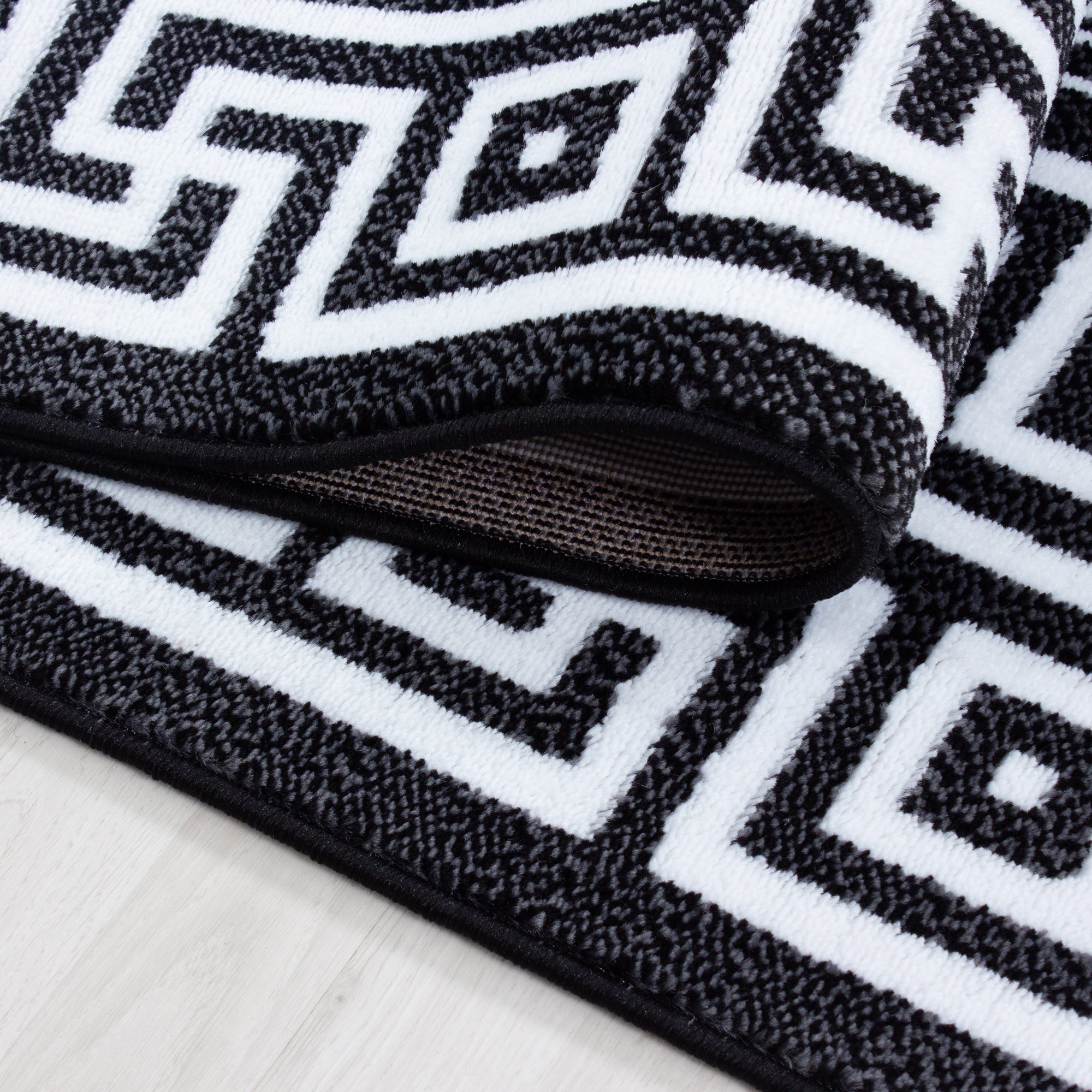 Zwart Tapijt Laagpolig Vloerkleed Omid Run - Omid Carpets