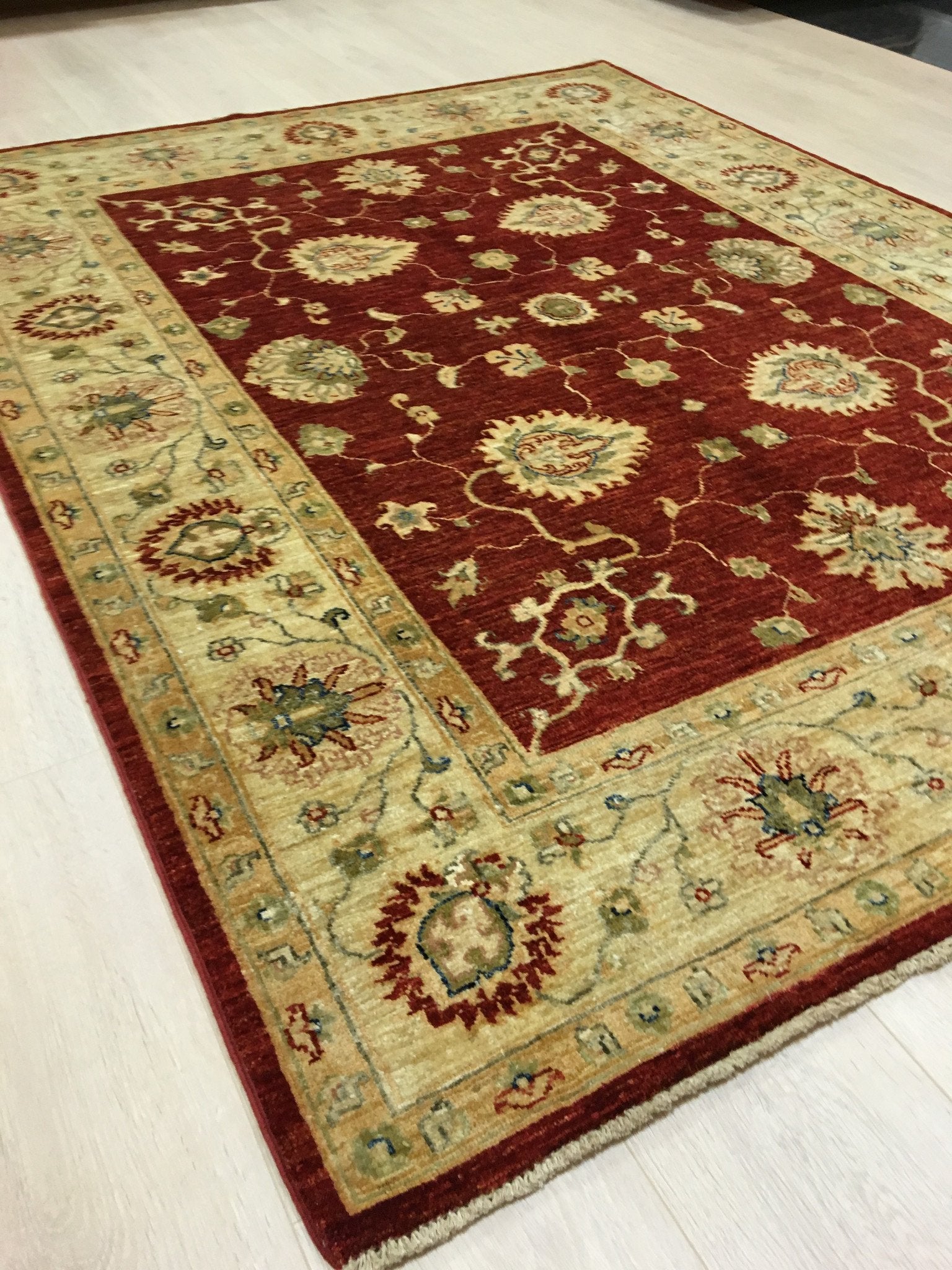 Koningsrode Ziegler Tapijt 198x155 - Omid Carpets