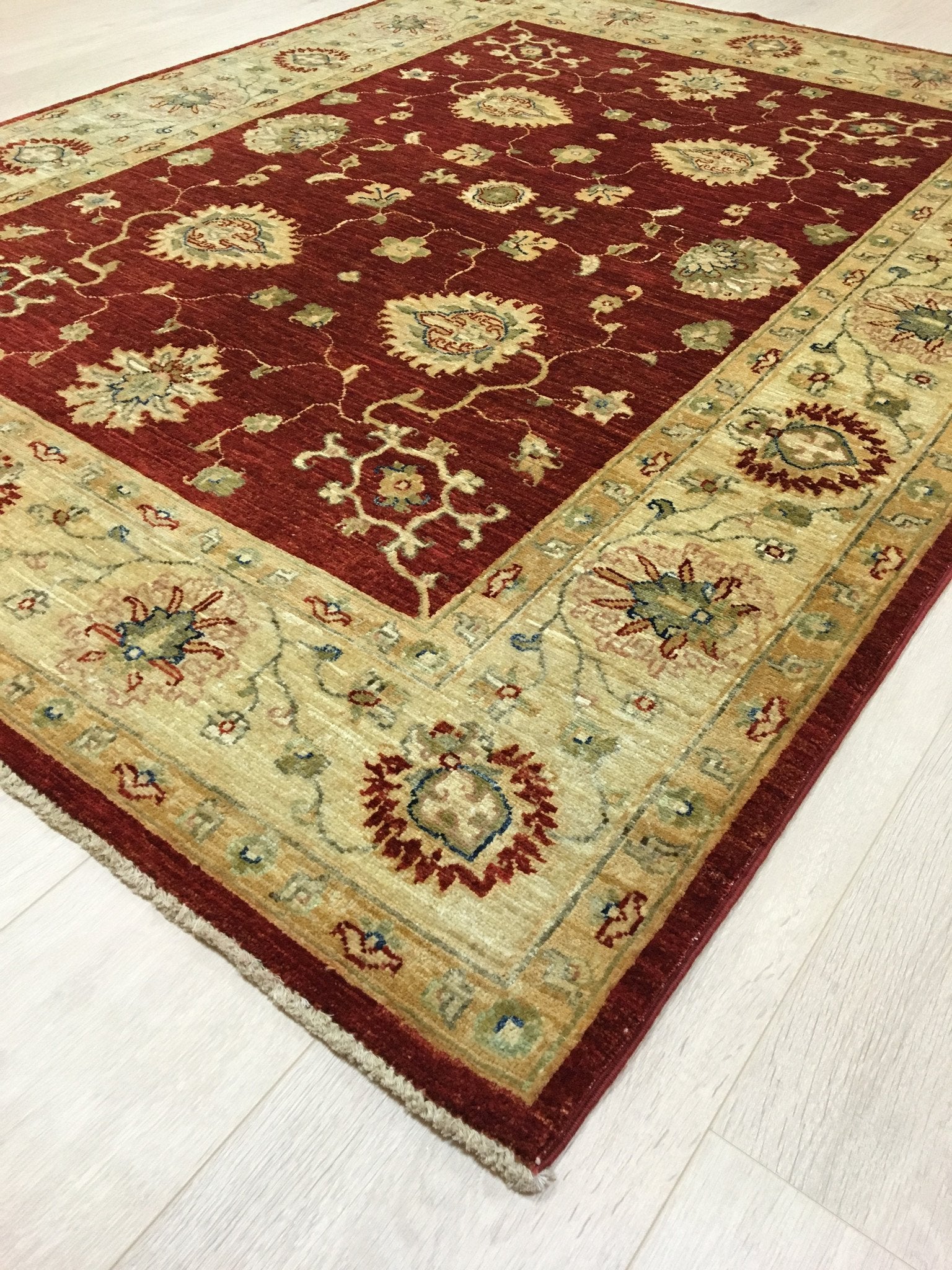 Koningsrode Ziegler Tapijt 198x155 - Omid Carpets