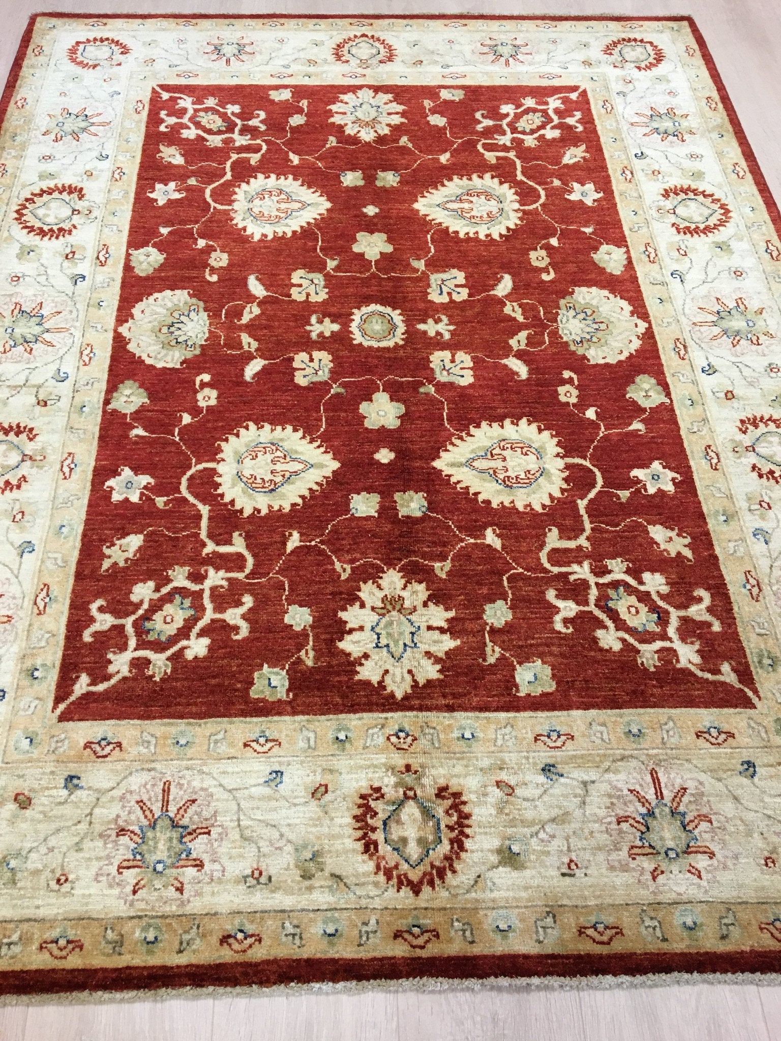 Koningsrode Ziegler Tapijt 198x155 - Omid Carpets