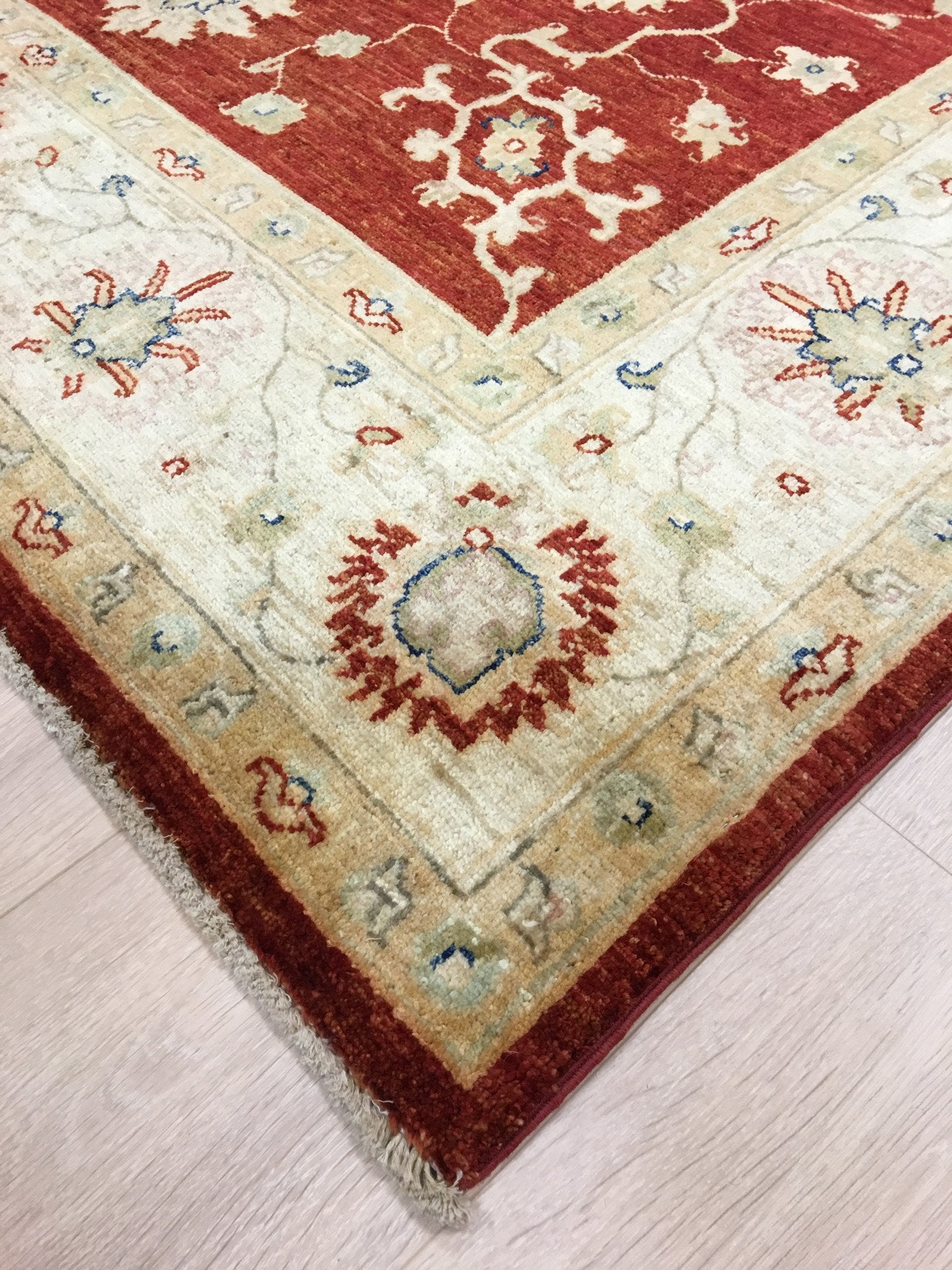 Koningsrode Ziegler Tapijt 198x155 - Omid Carpets