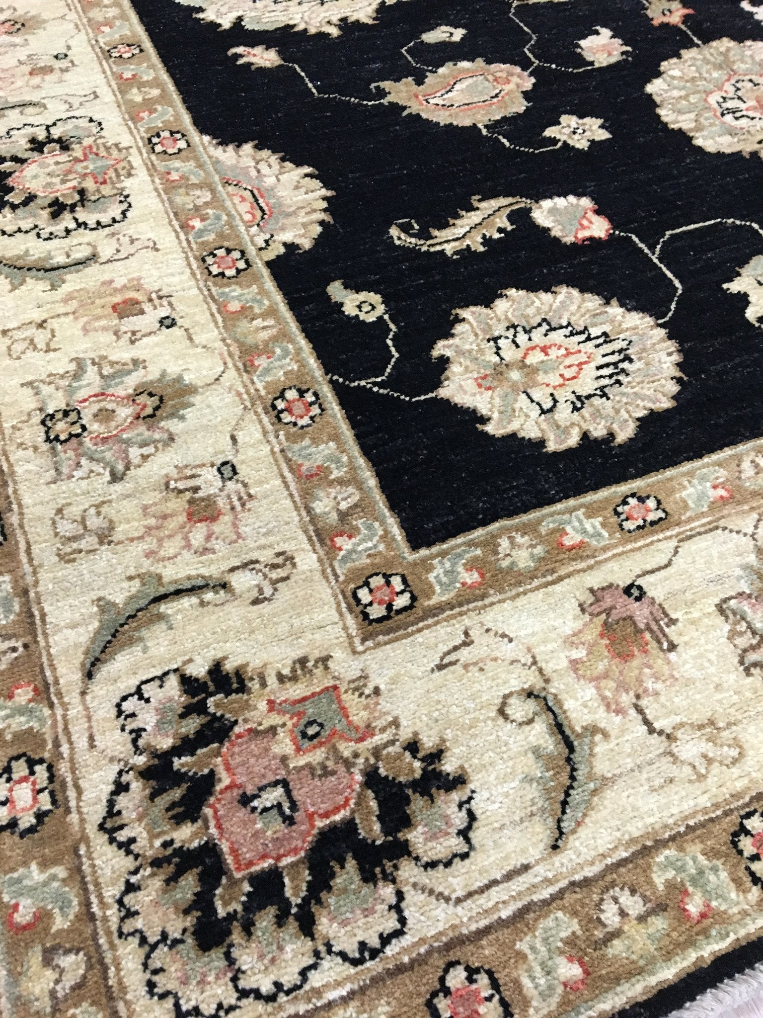 Twilight Ziegler Tapijt 203x156 - Omid Carpets