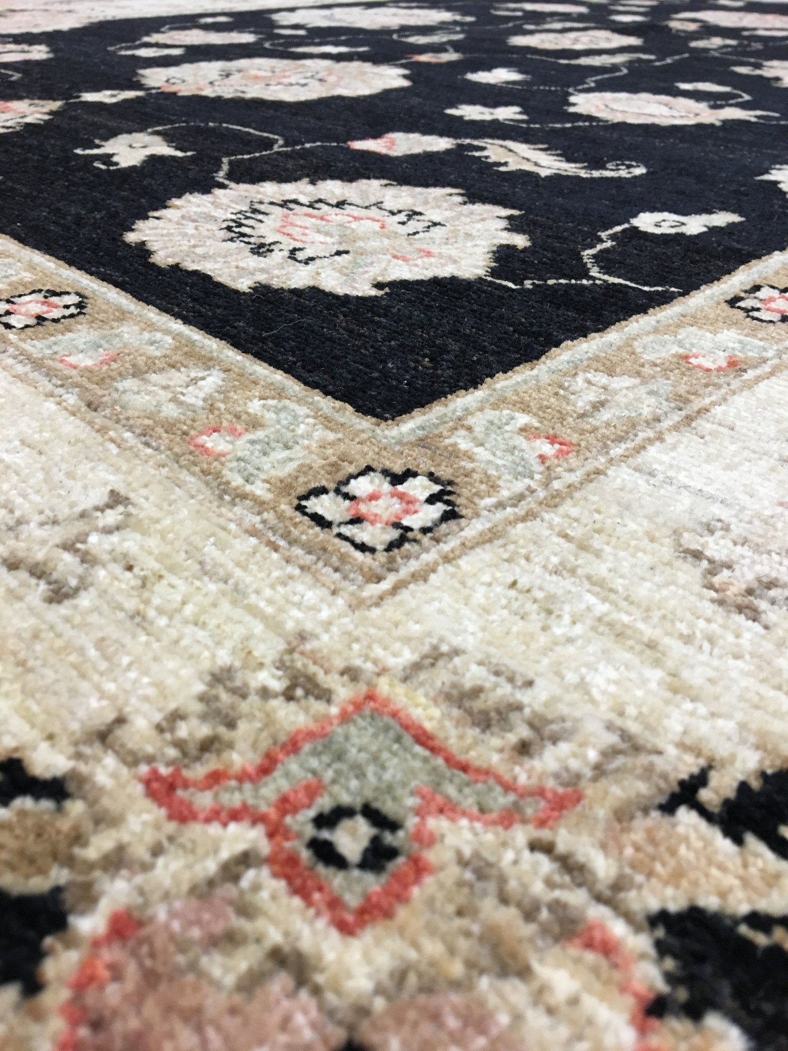 Twilight Ziegler Tapijt 203x156 - Omid Carpets