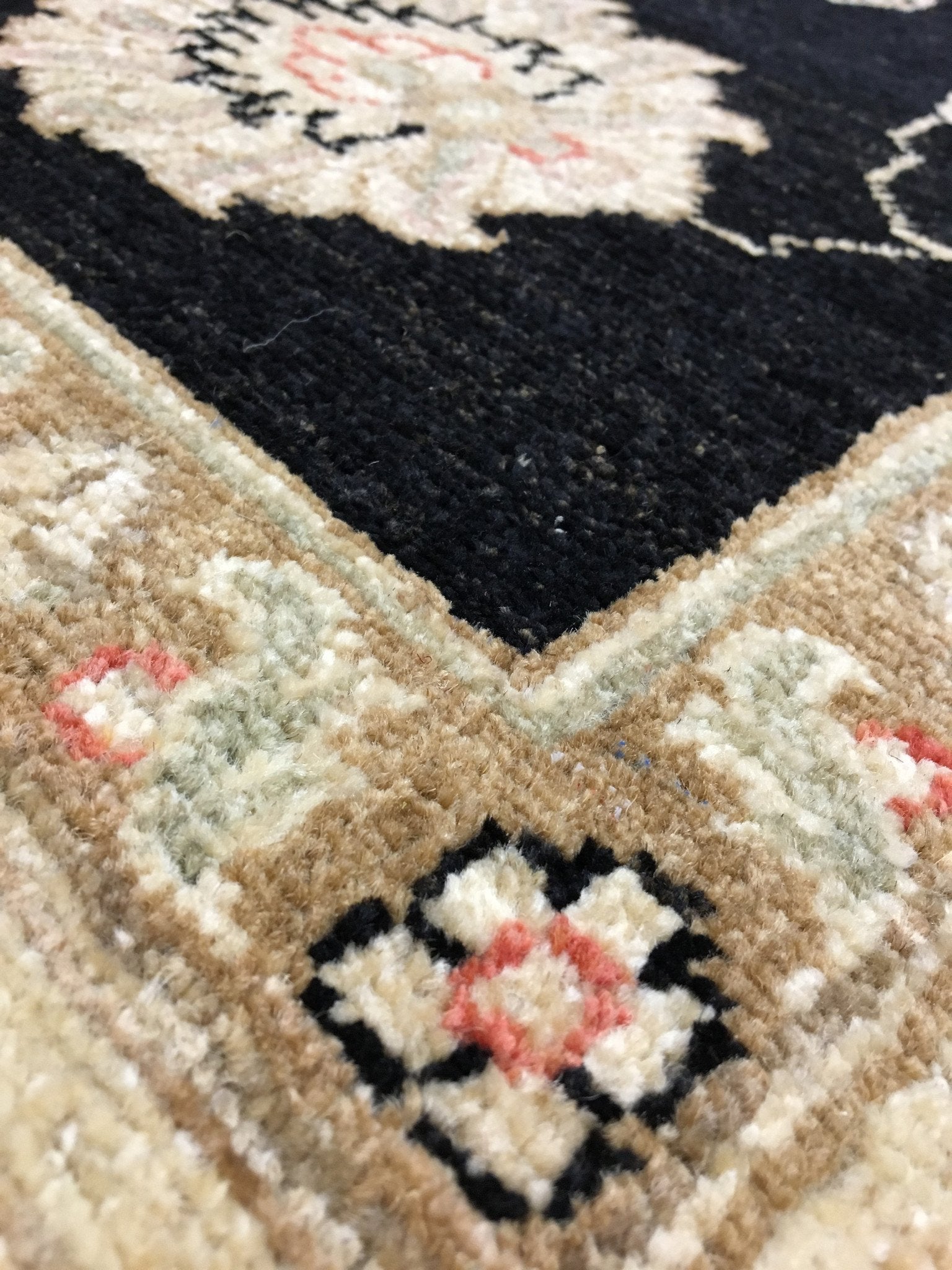Twilight Ziegler Tapijt 203x156 - Omid Carpets