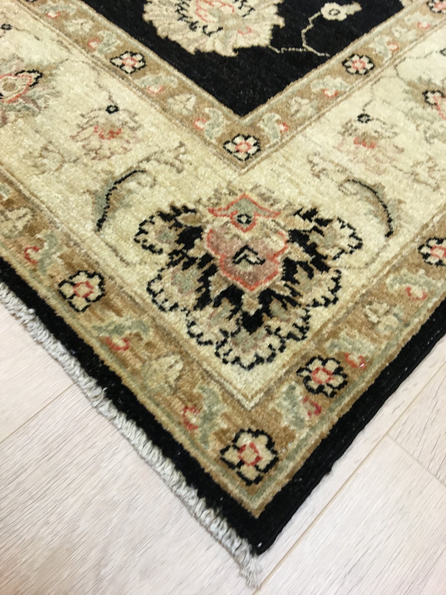 Twilight Ziegler Tapijt 203x156 - Omid Carpets