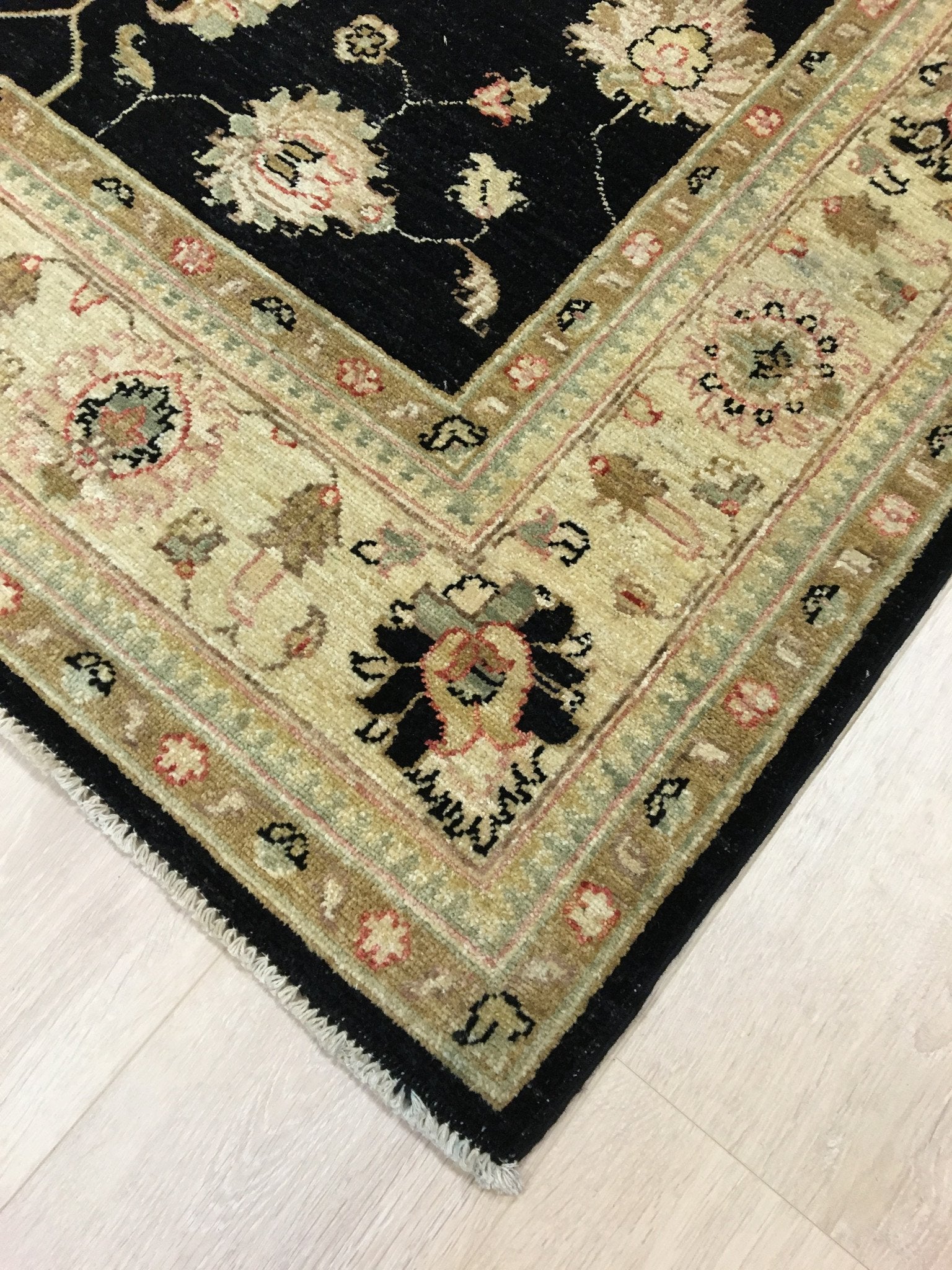 Twilight Ziegler Tapijt 204x148 - Omid Carpets