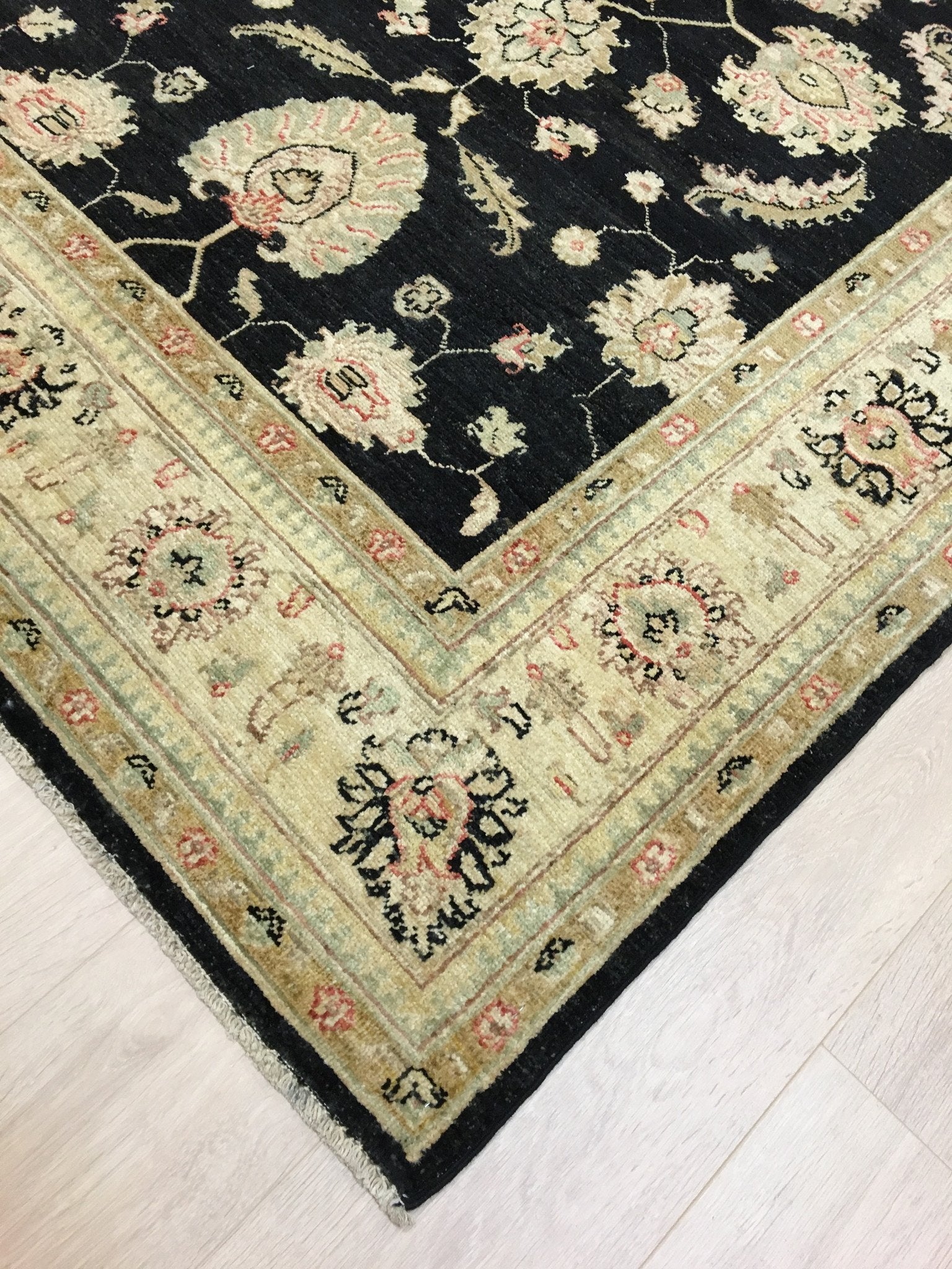 Twilight Ziegler Tapijt 204x148 - Omid Carpets