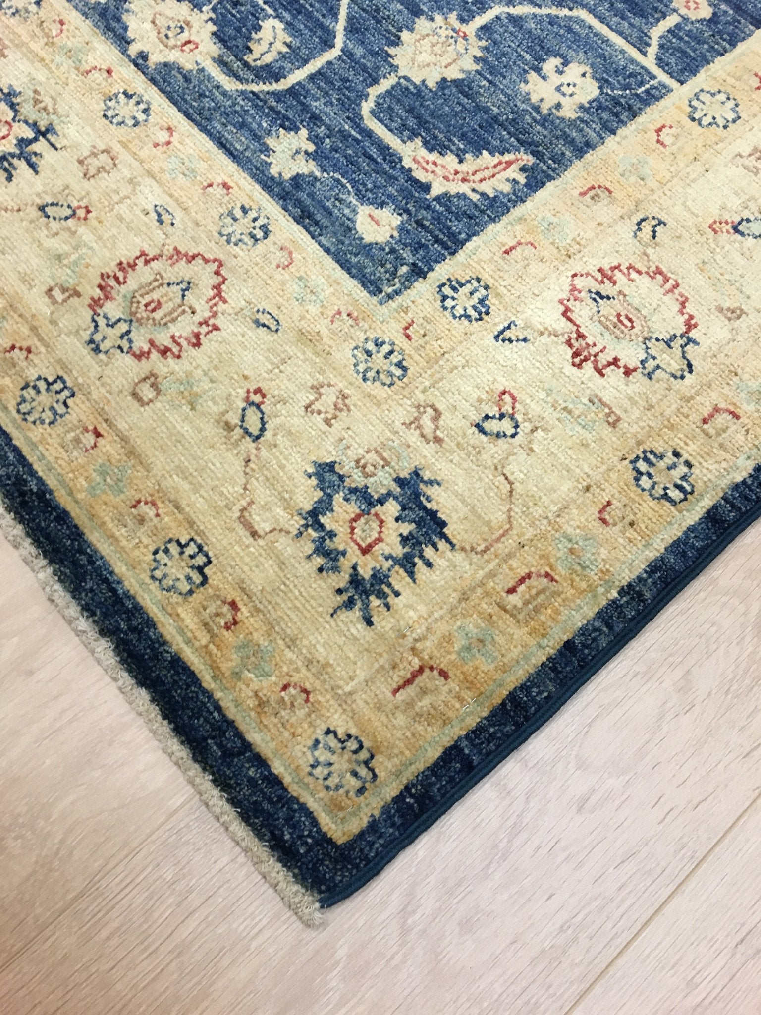 Marine Blauwe Ziegler Tapijt 203x149 - Omid Carpets