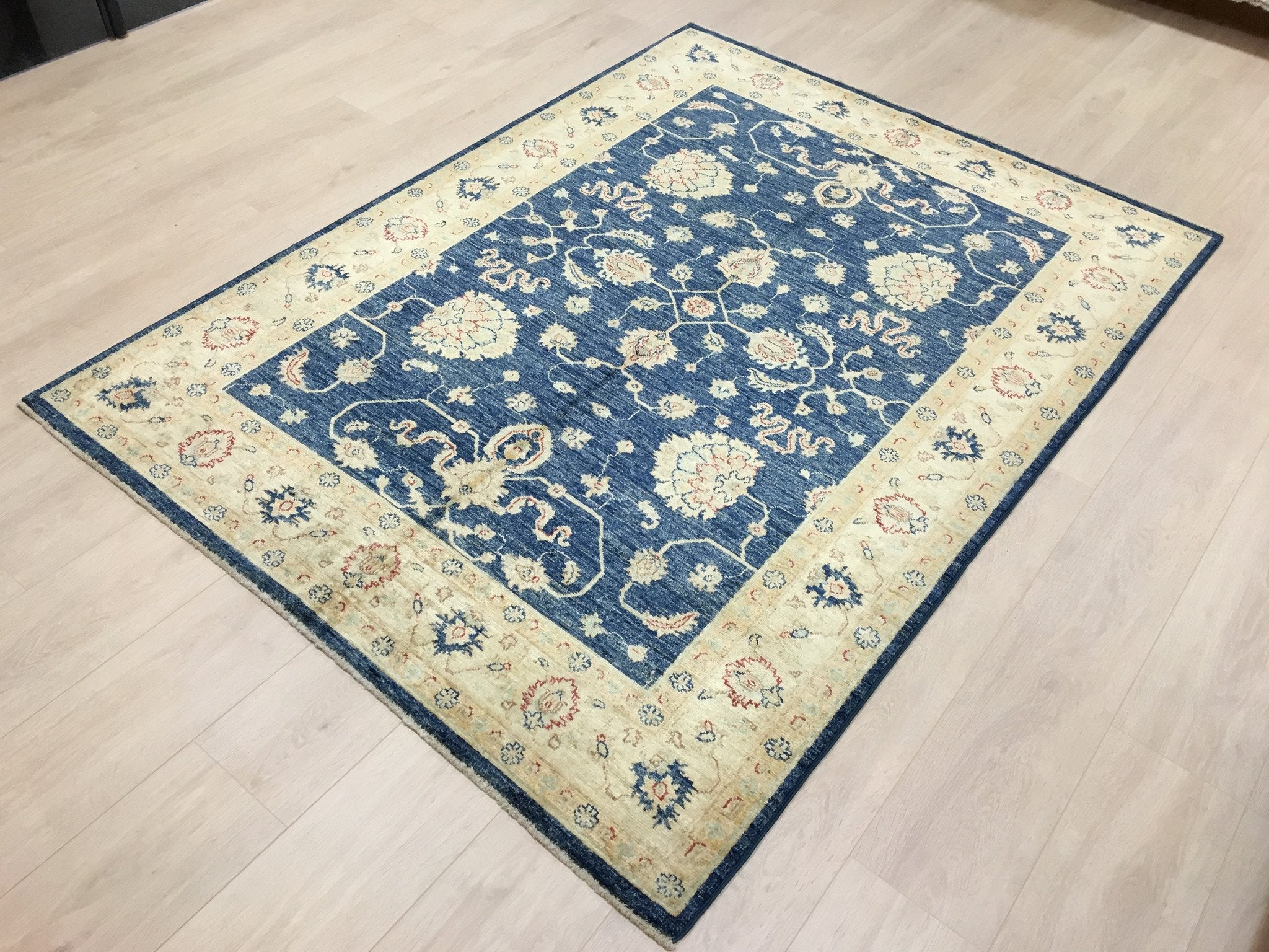 Marine Blauwe Ziegler Tapijt 203x149 - Omid Carpets