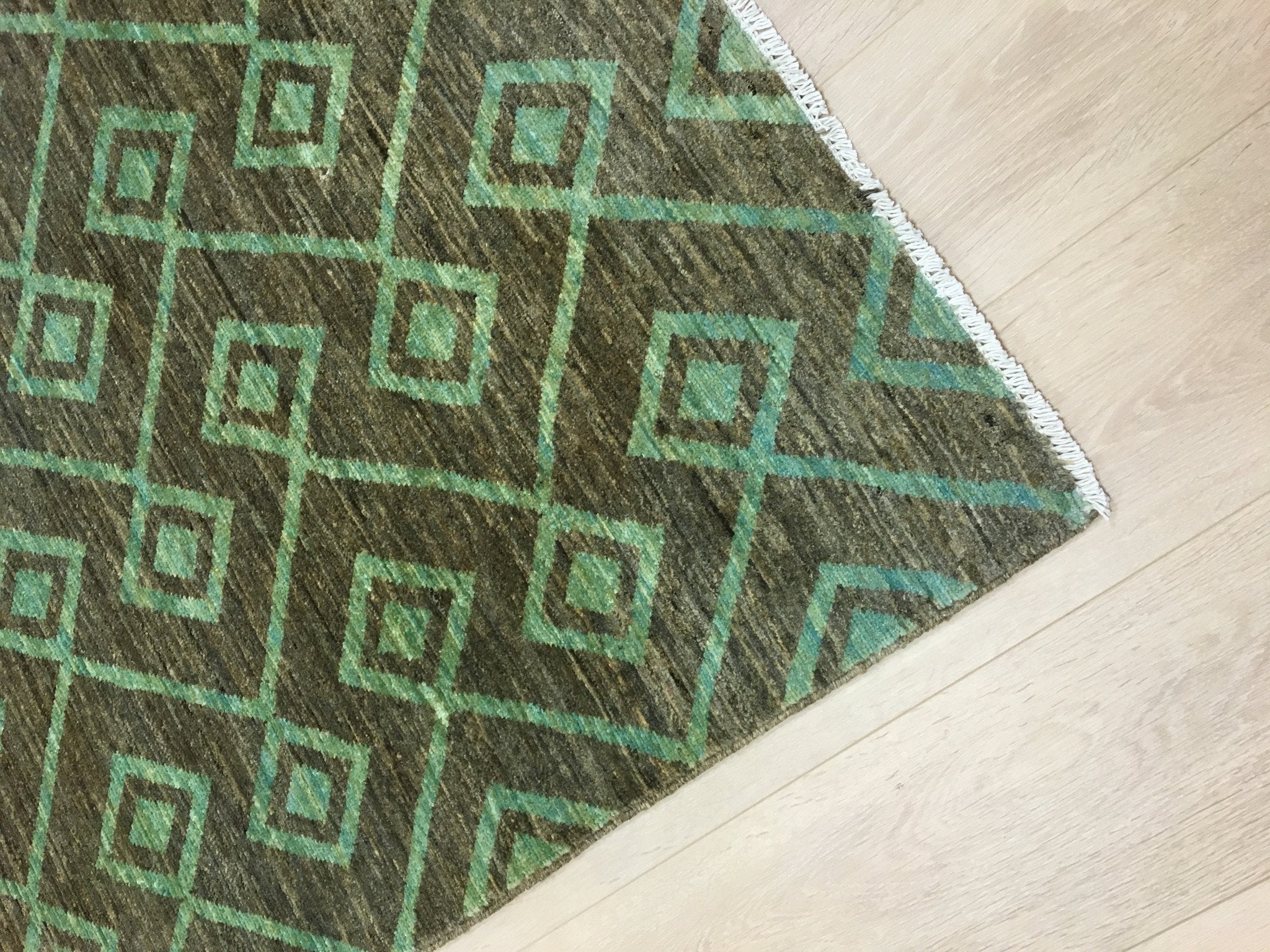 Munt Getinte Gabbah Tapijt 196x148 - Omid Carpets