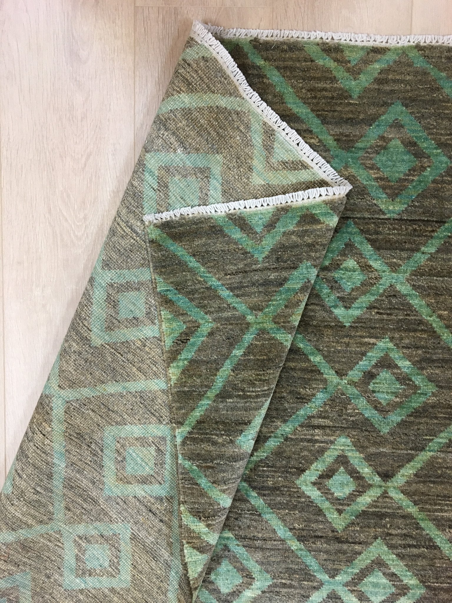 Munt Getinte Gabbah Tapijt 196x148 - Omid Carpets