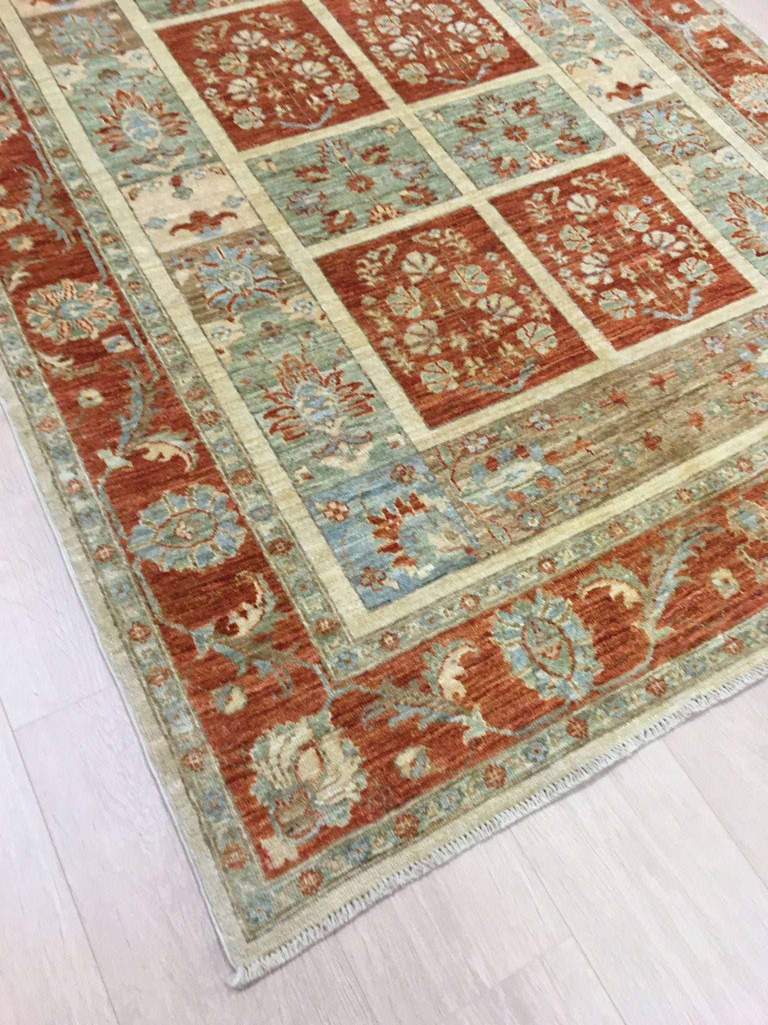 Chobi Bakhtiari 197x149 - Omid Carpets