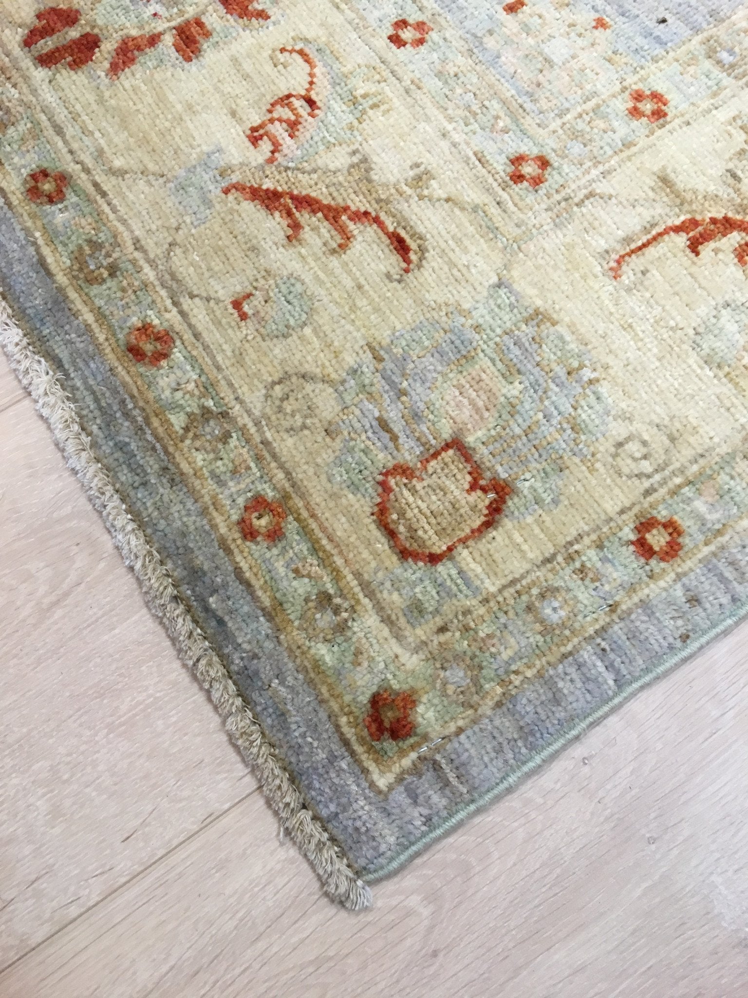 Chobi Bakhtiari 215x146 - Omid Carpets