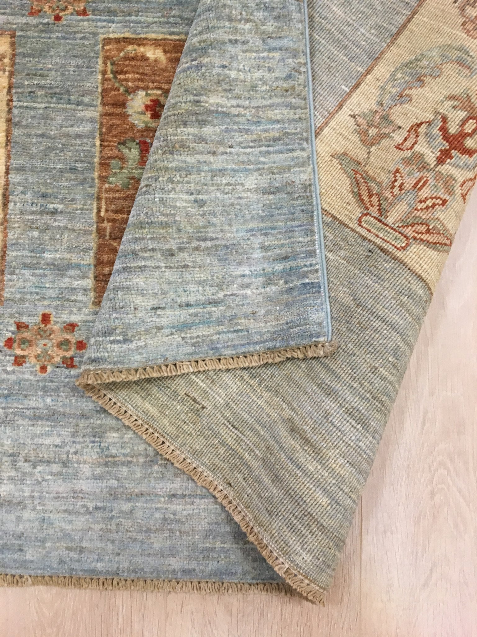 Chobi Bakthiari 199x151 - Omid Carpets