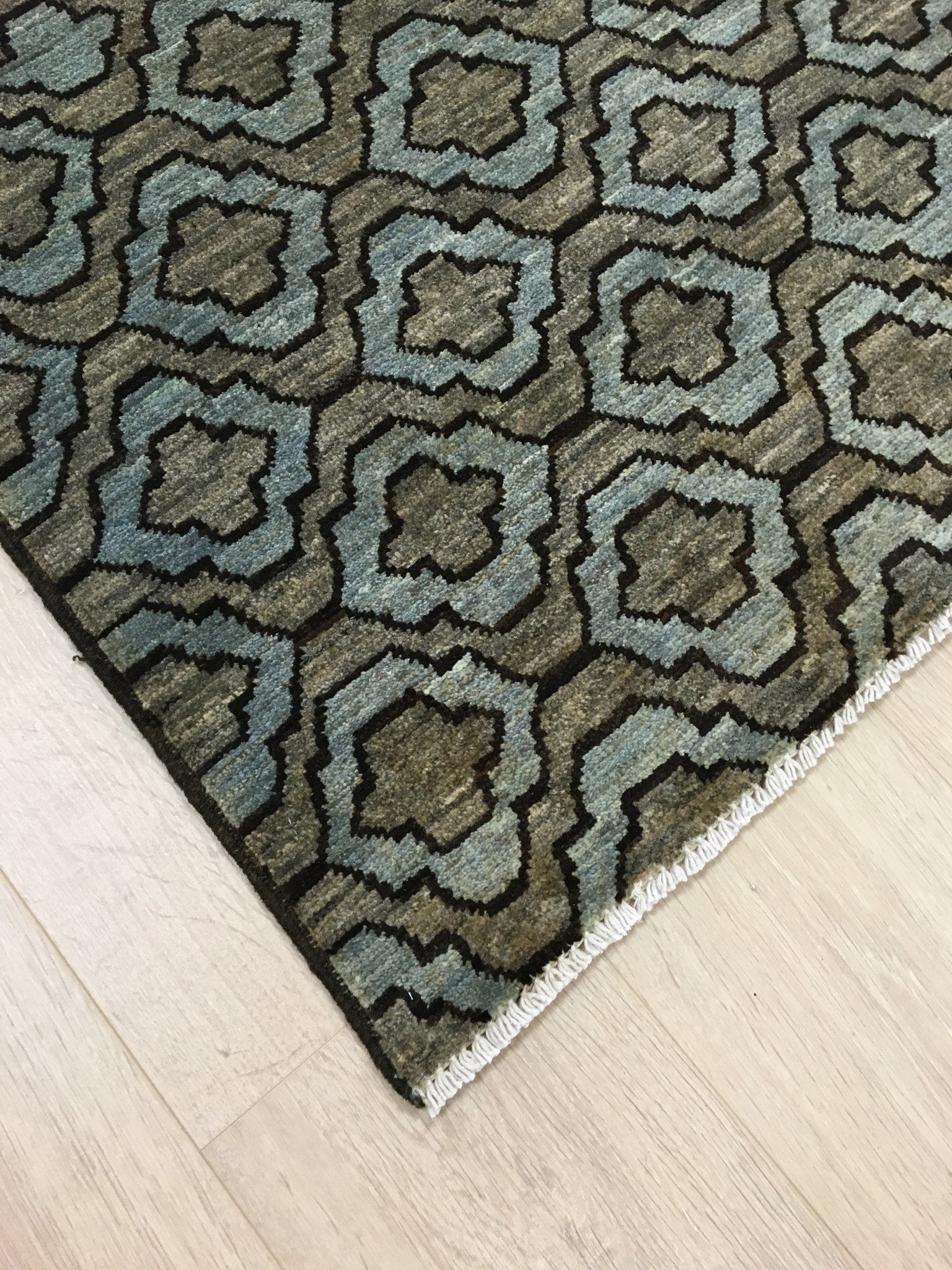 Blauw Grijze Gabbah Tapijt 179x119 - Omid Carpets