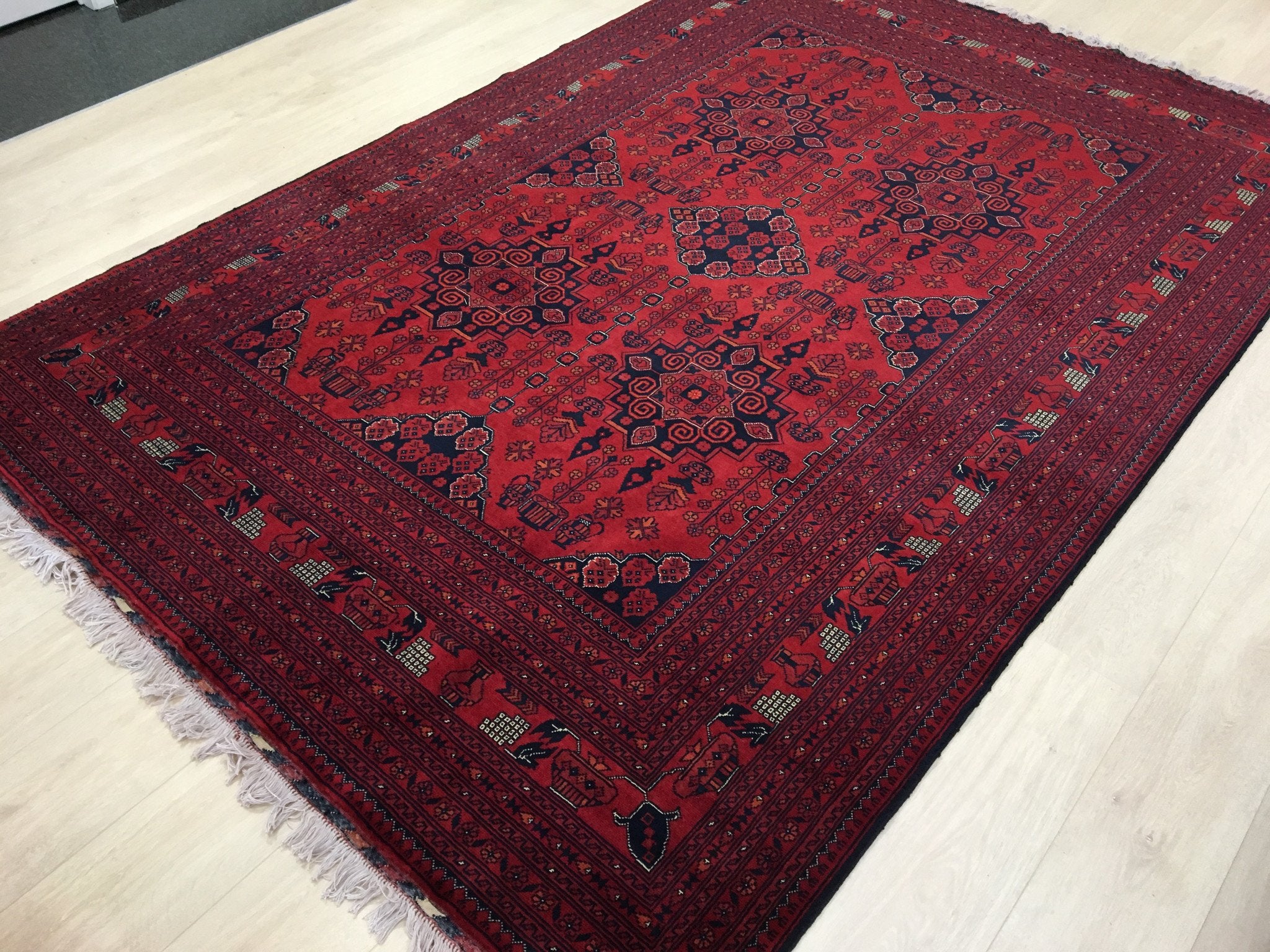 Traditional Red 290x193 - Omid Carpets
