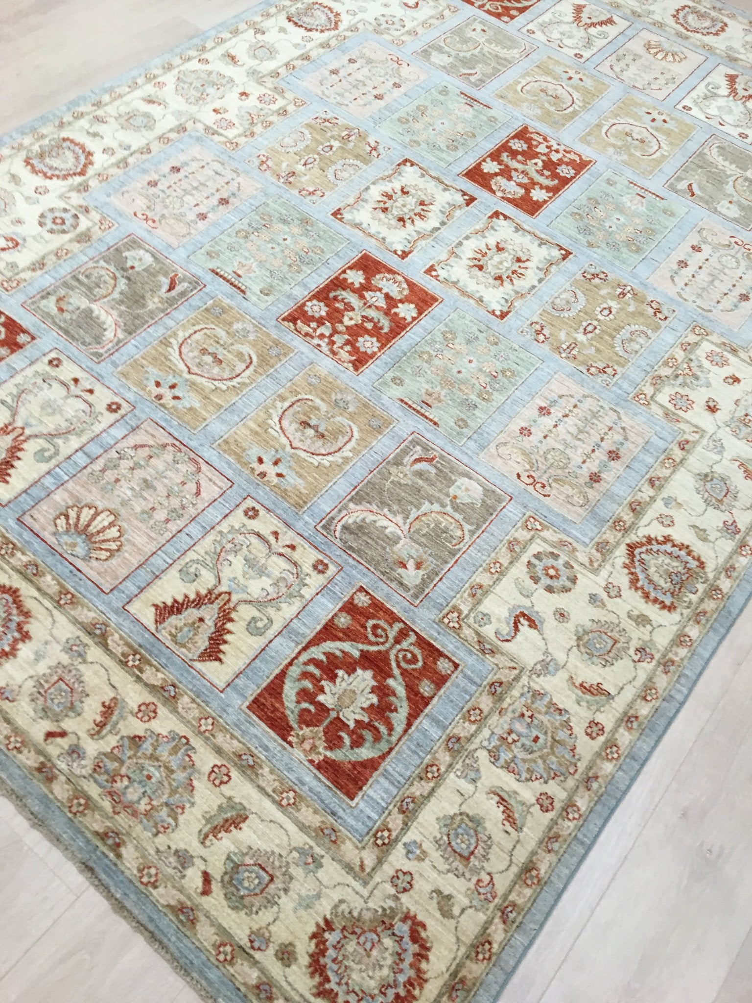 Chobi Bakhtiari 301x202 - Omid Carpets