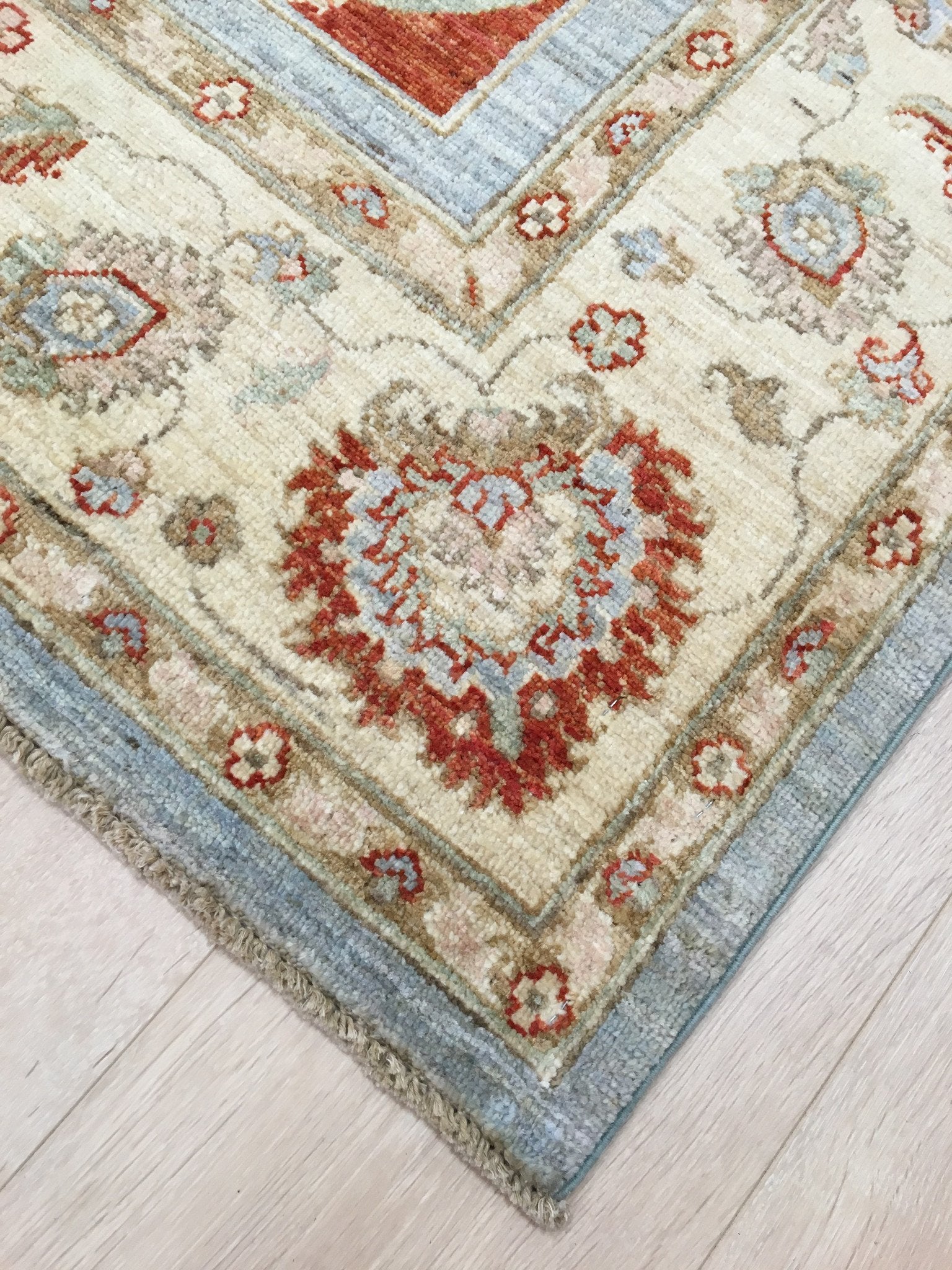 Chobi Bakhtiari 301x202 - Omid Carpets