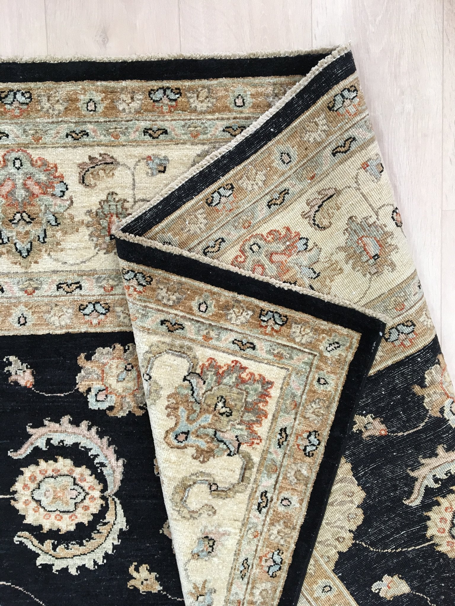 Twilight Ziegler Tapijt 259x199 - Omid Carpets