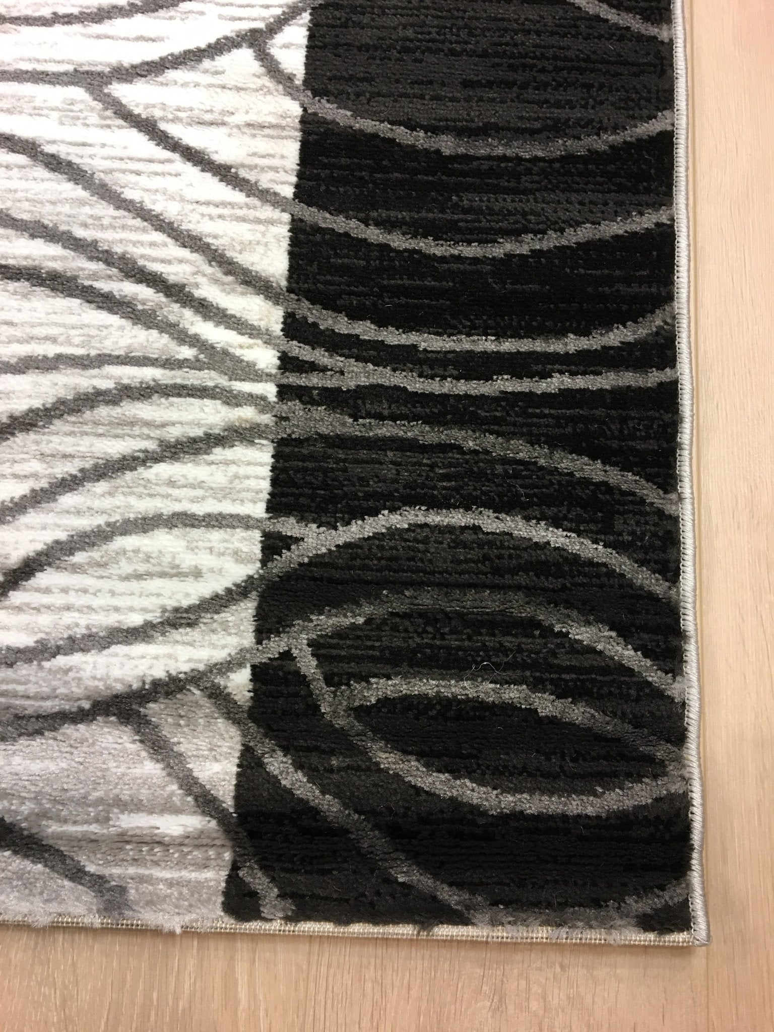 Grijs - Zwarte Golven Tapijt - Omid Carpets