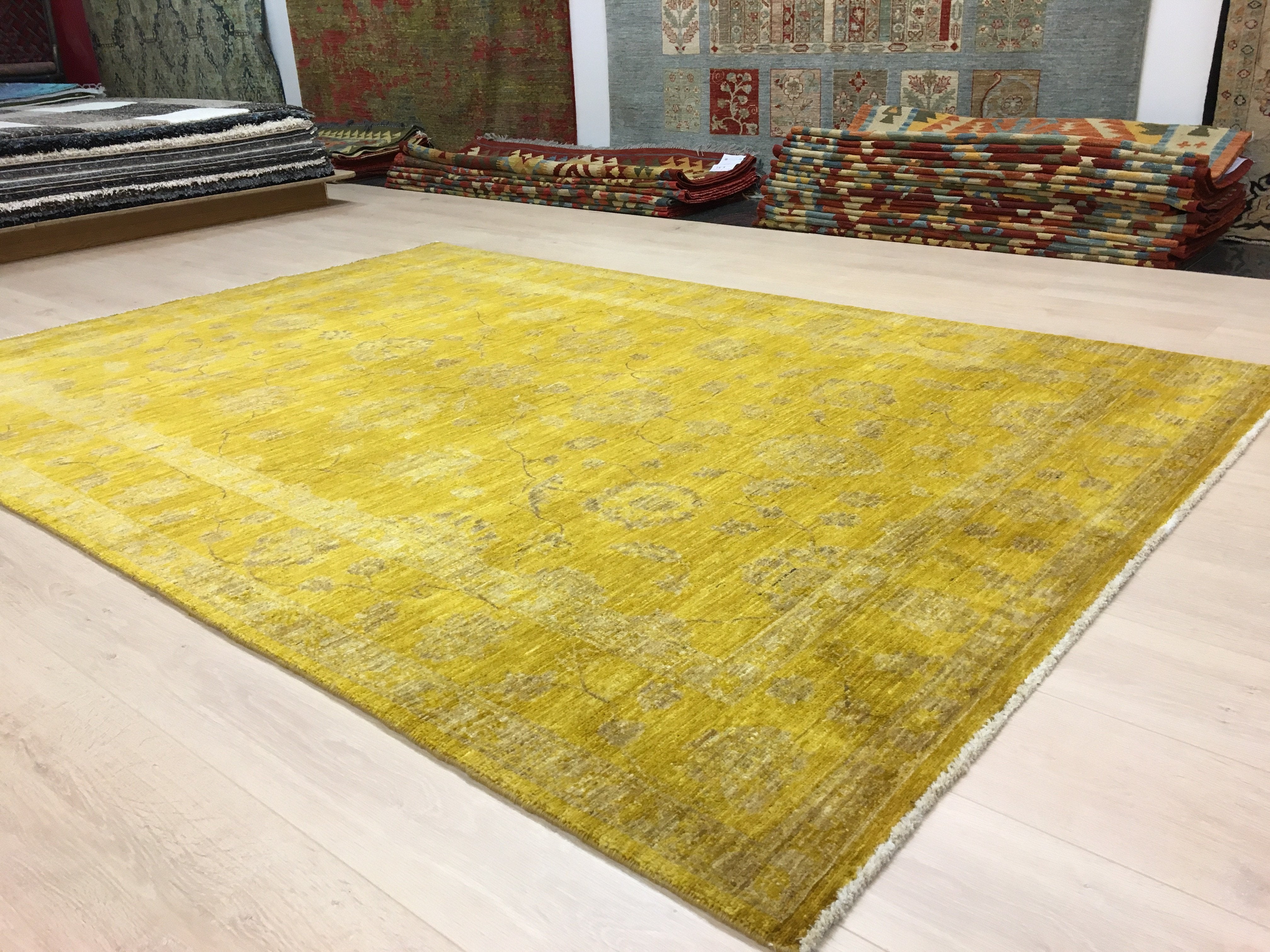 Goudgele TwoTone Chobi Tapijt 240x170 - Omid Carpets