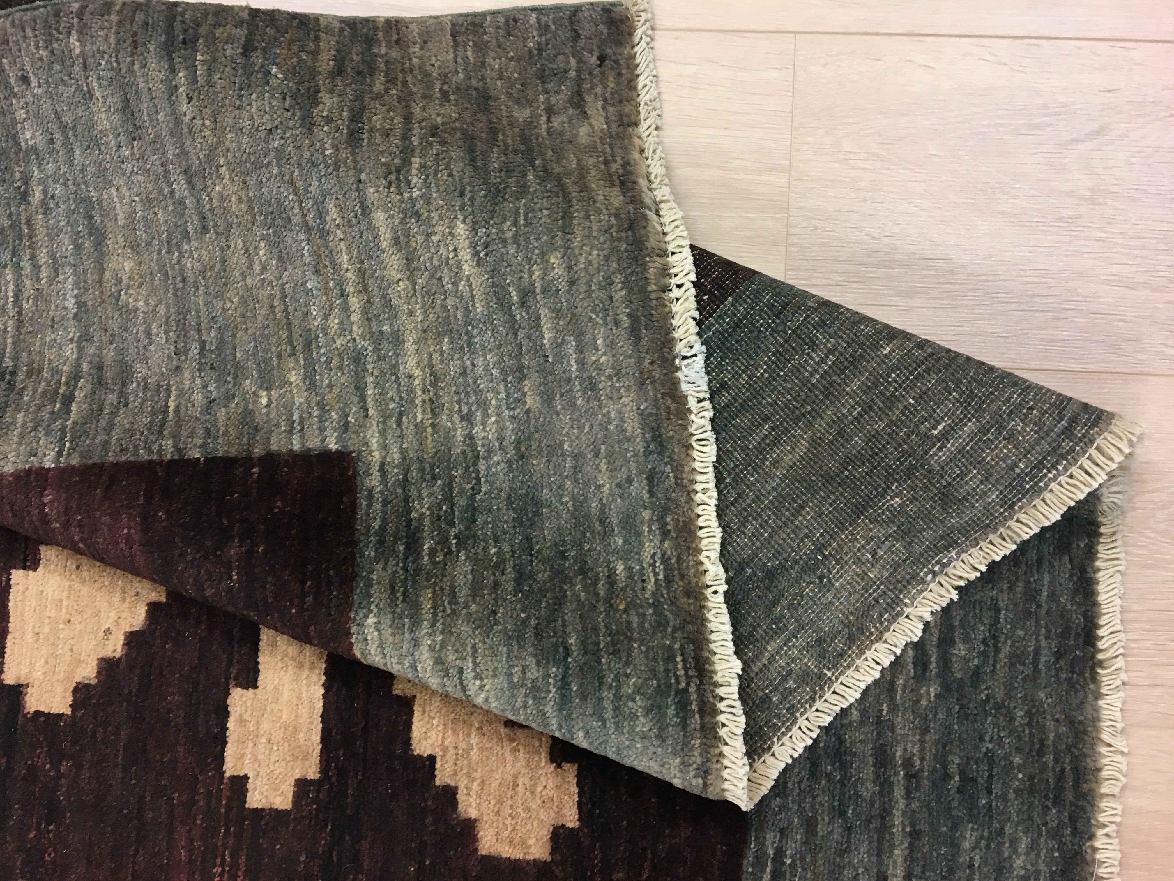 Houtbruine Palmboom Gabbah Tapijt 186x145 - Omid Carpets