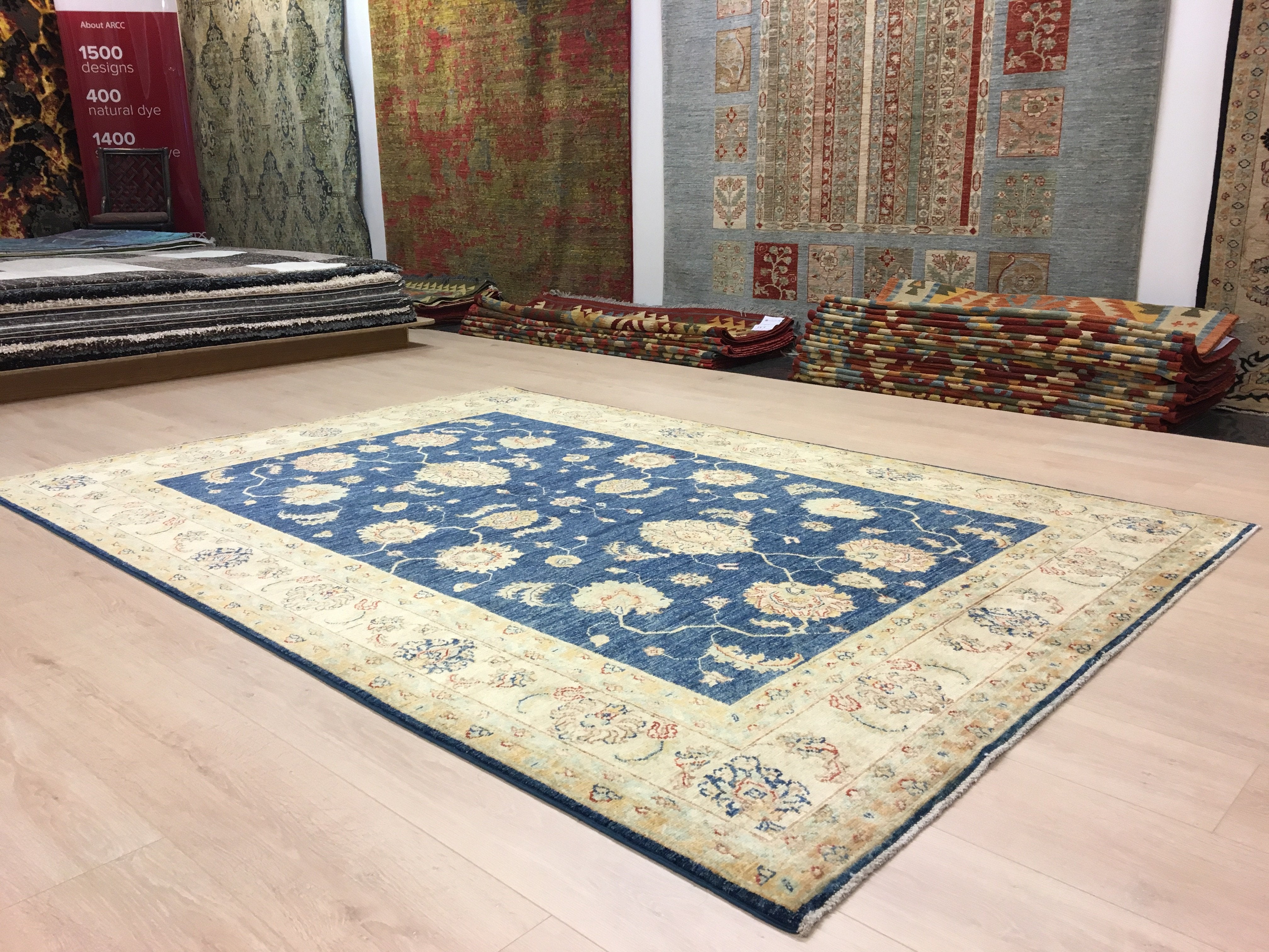 Marine Blauwe Ziegler Tapijt 237x169 - Omid Carpets