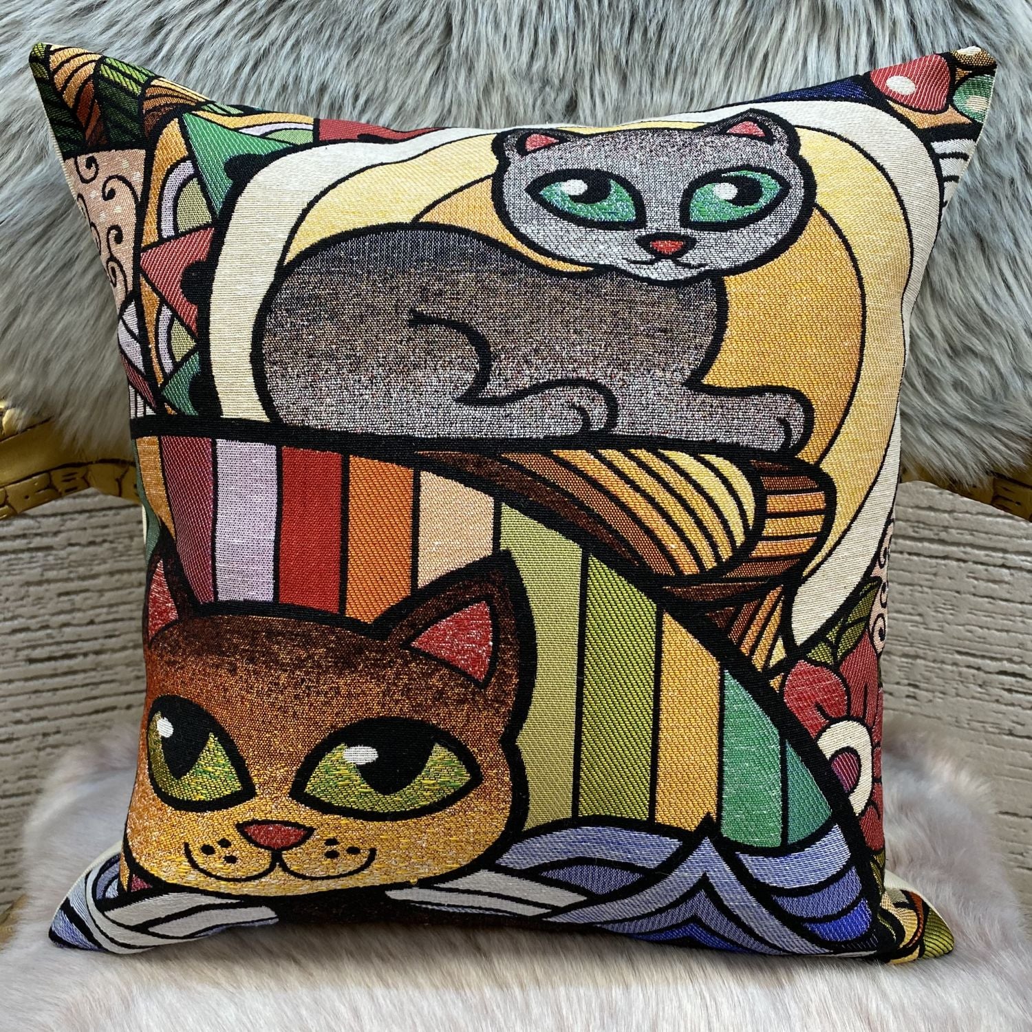 Cat Pillow 45x45cm - Pillow Cover - Cat Lover Gift - Cat Owner Gift - Cat Lover Gift Women - Cat Gifts for Cat Lovers - Fun Pillow
