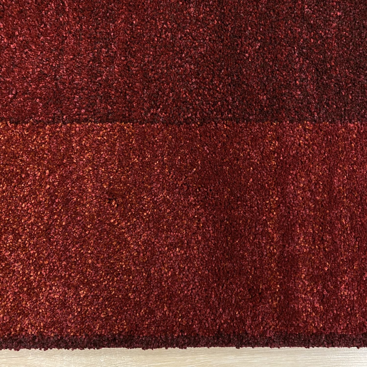 Rood/Bordeaux Tapijt Dik Laagpolig Vloerkleed Omid Belgian Luxury