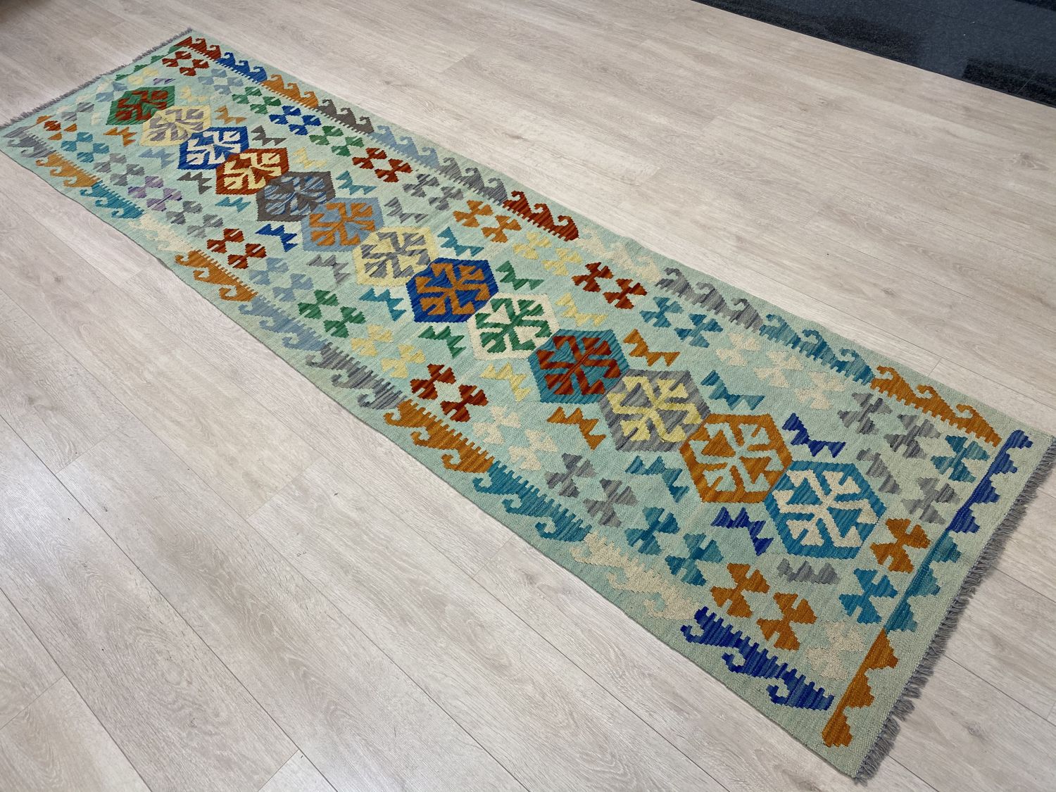 Kleurrijk Tapijt Laagpolig Handgeweven Wollen Vloerkleed - Omid Afghan Kelim Loper 297x81cm
